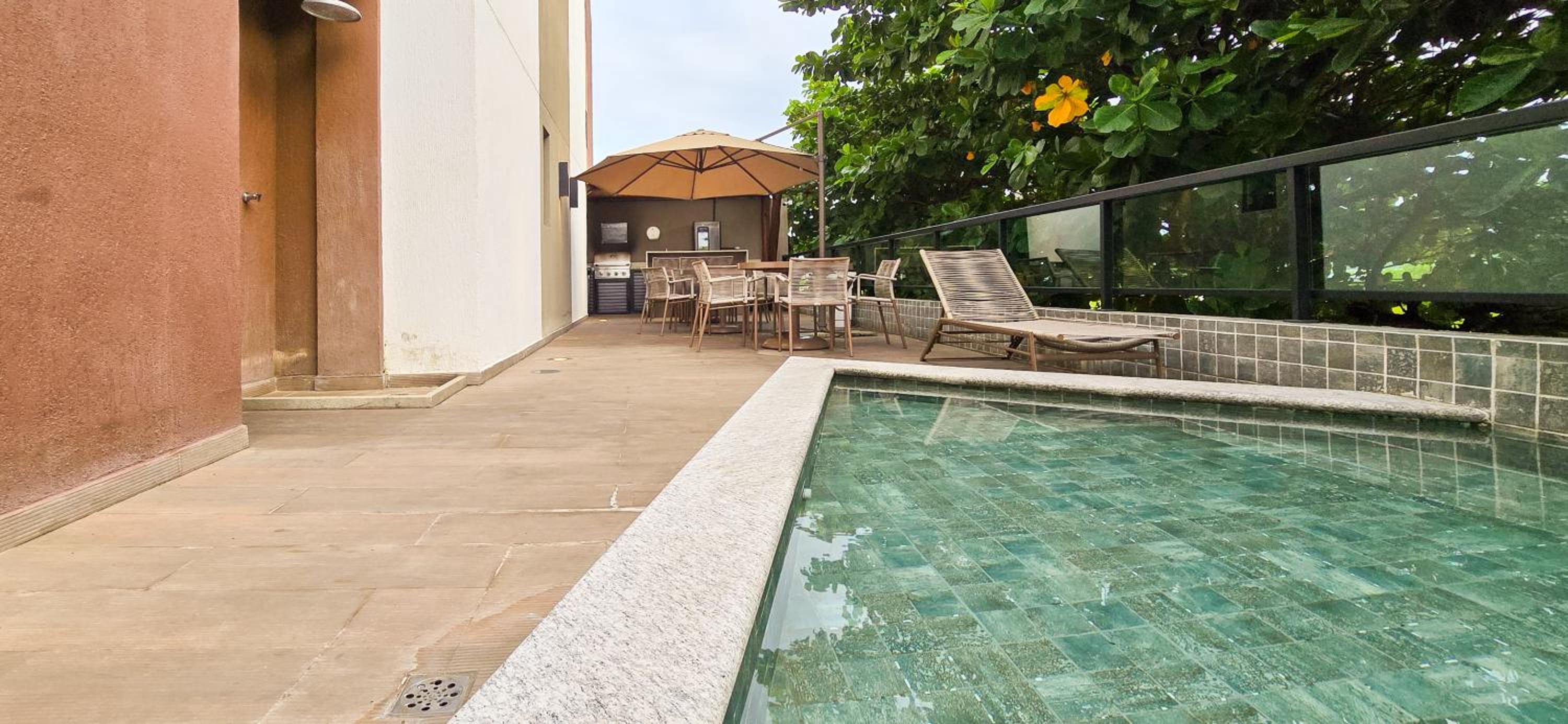 Flat Luxo 100m da Praia, piscina, sauna