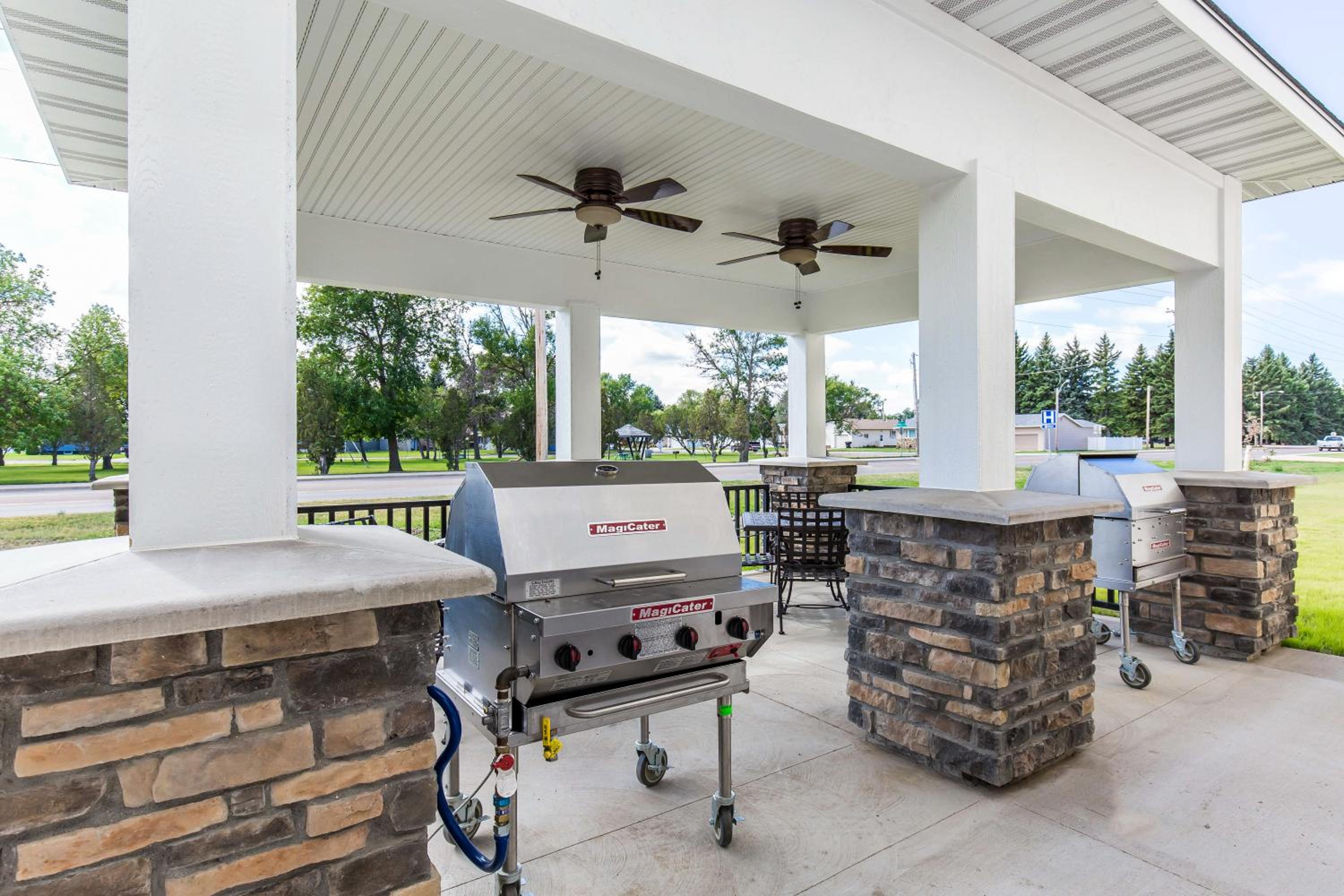 MainStay Suites Sidney - Medical Center
