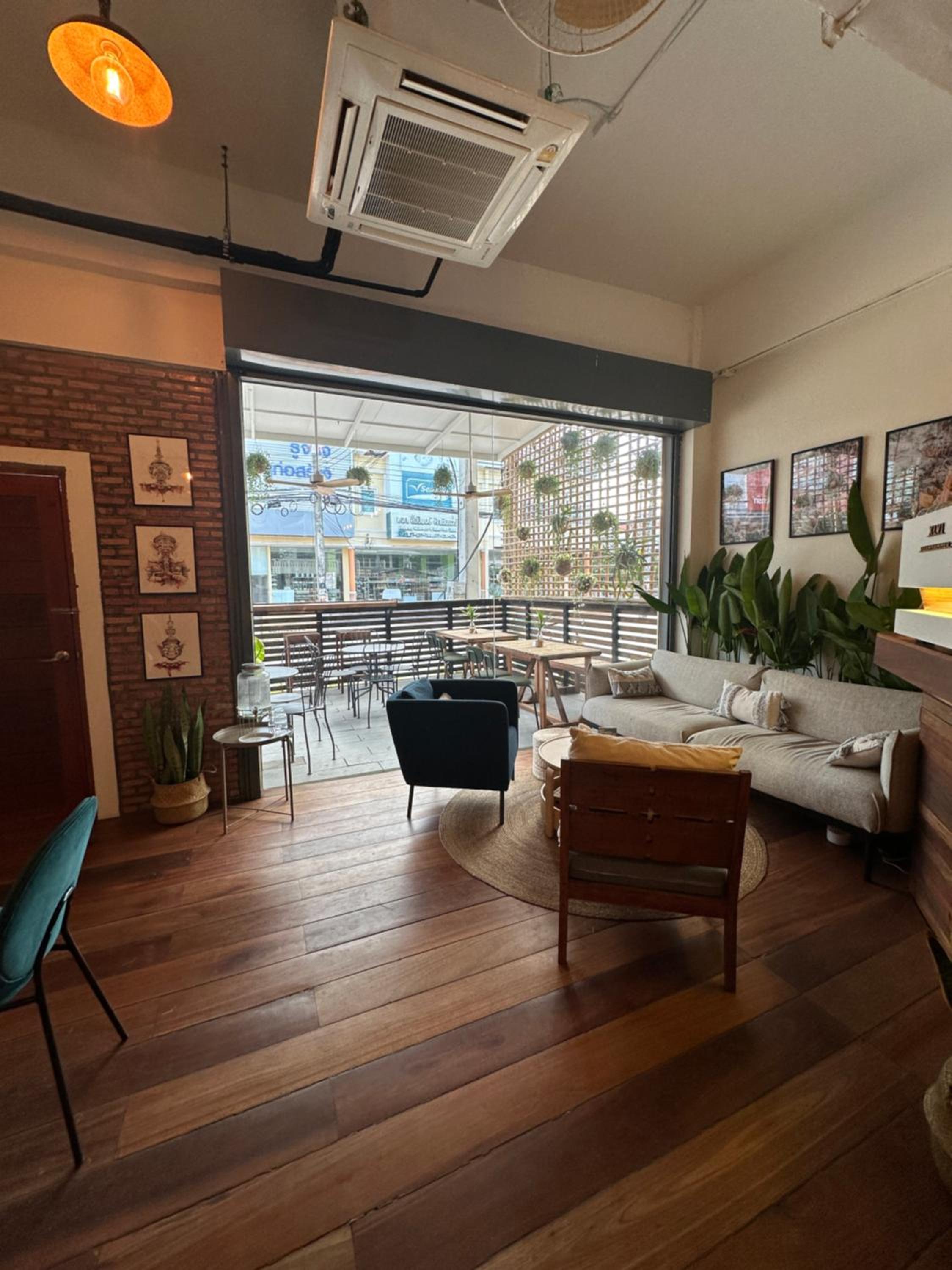 Blessings Home & Café