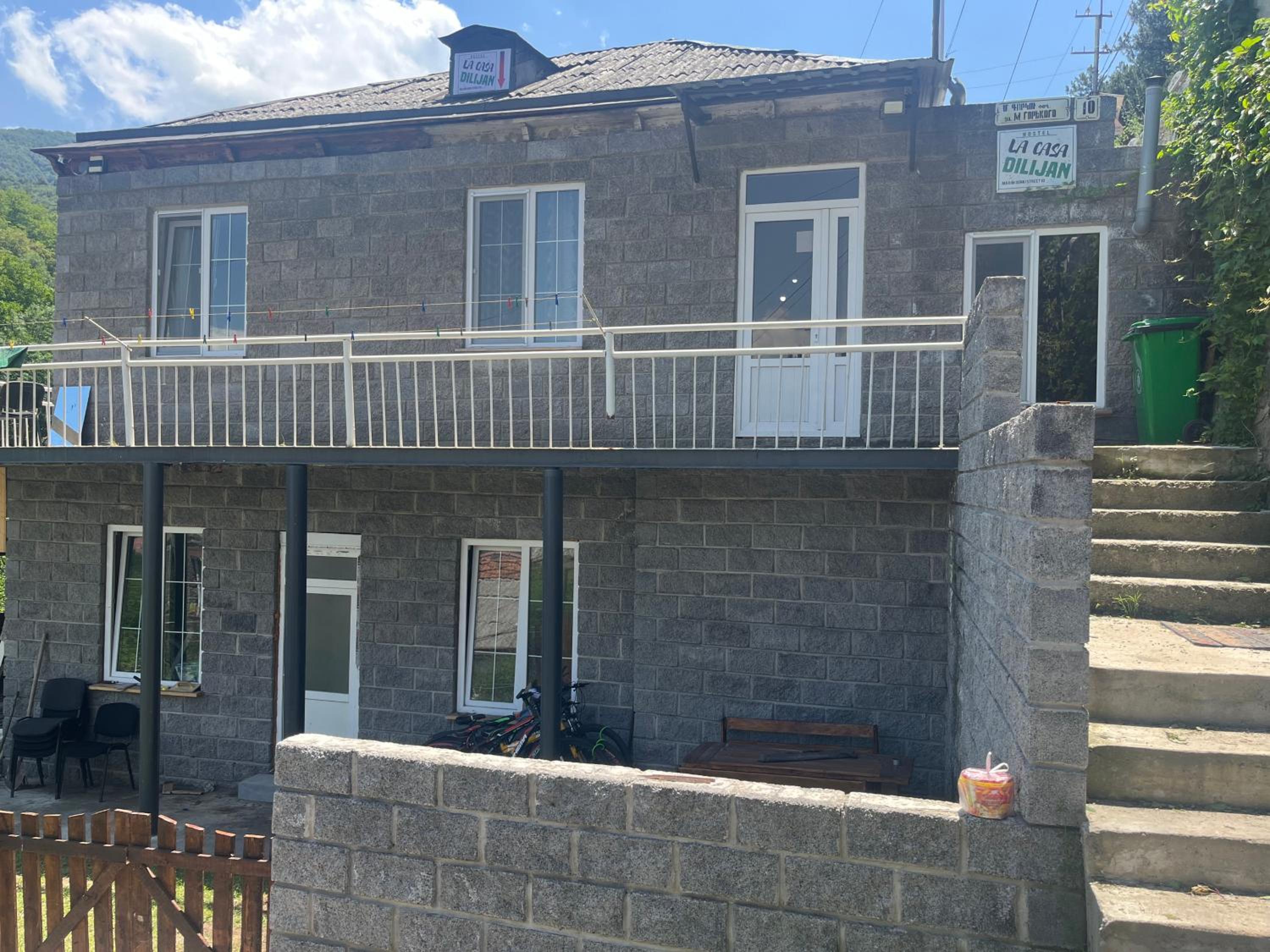 Hostel La Casa Dilijan