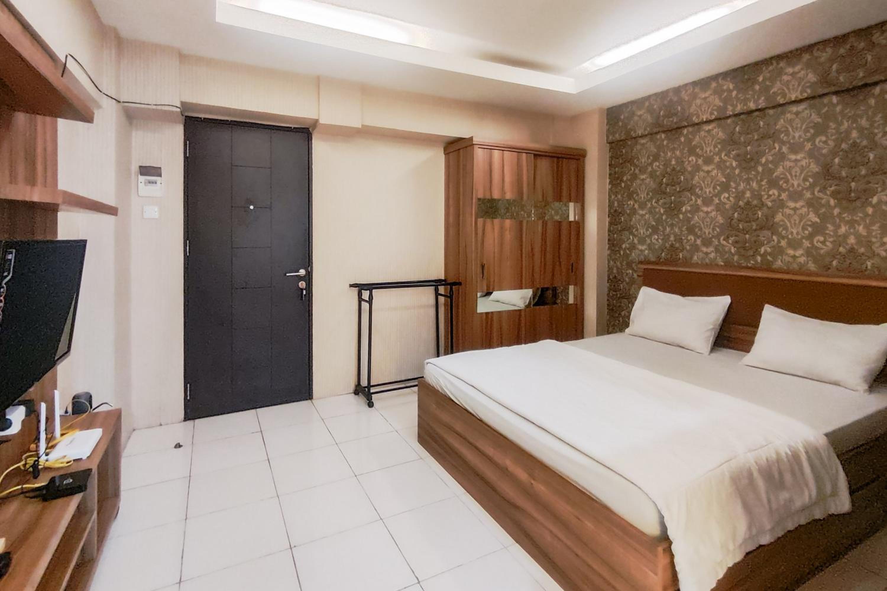 RedLiving Kebagusan City Apartemen by Sleep Room