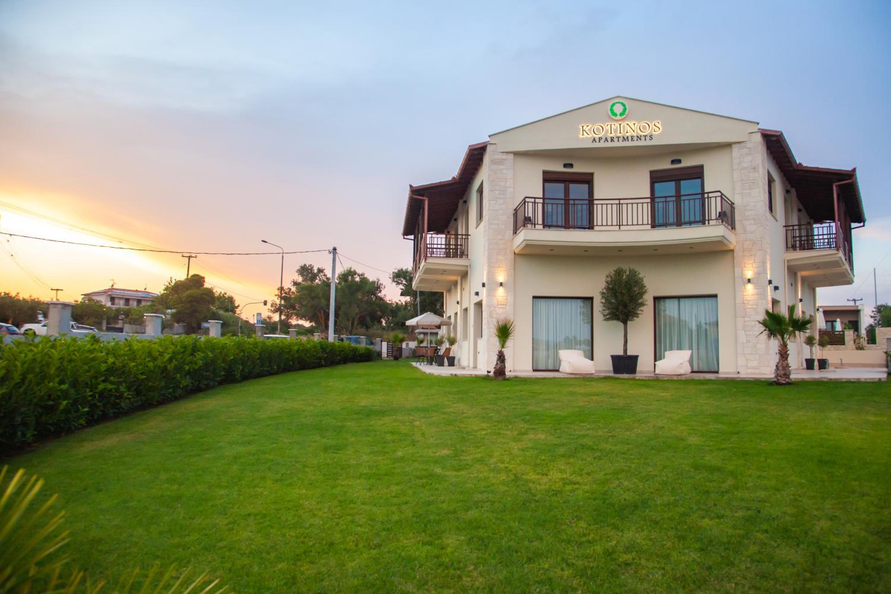 Kotinos Apartments