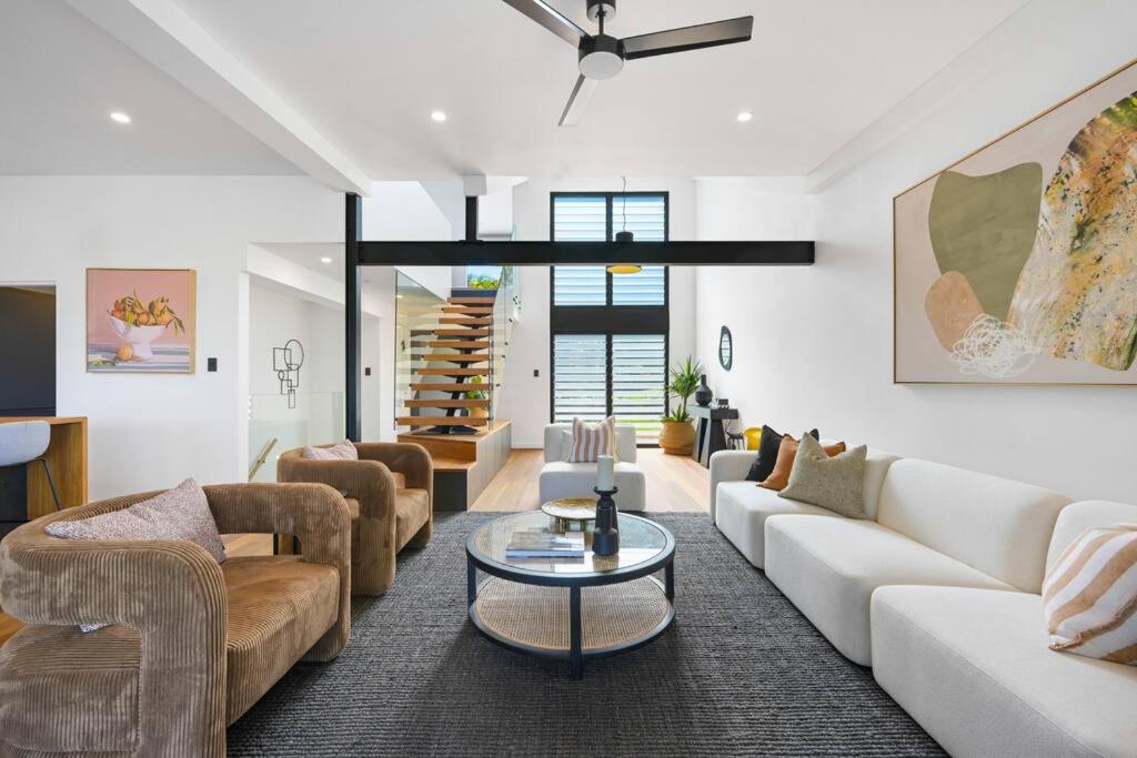 Nature meets Opulence at Aquilae