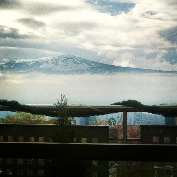 Spacious apartment with a Mountain view, big balcony and parking