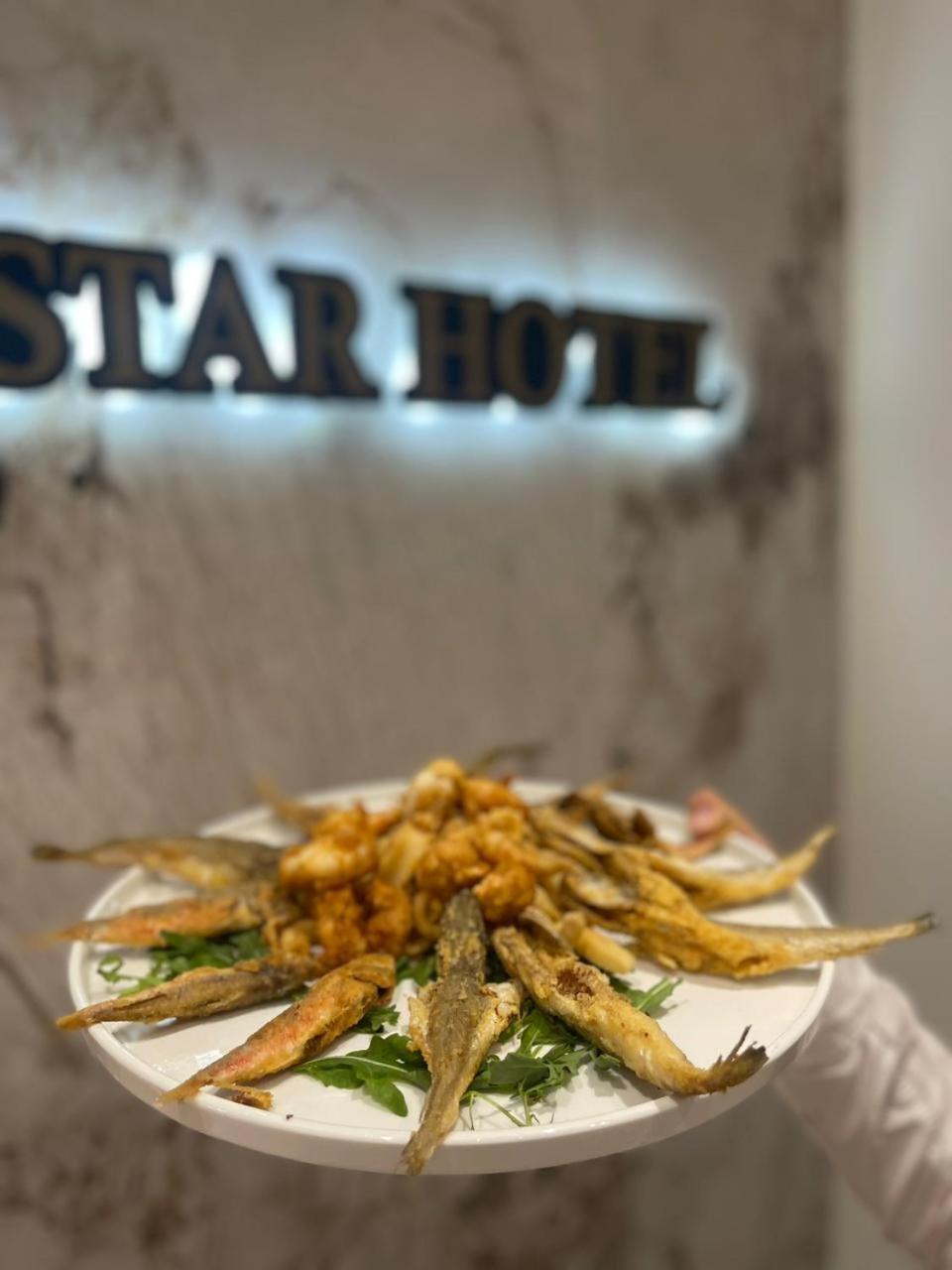 Star Hotel & Restaurant
