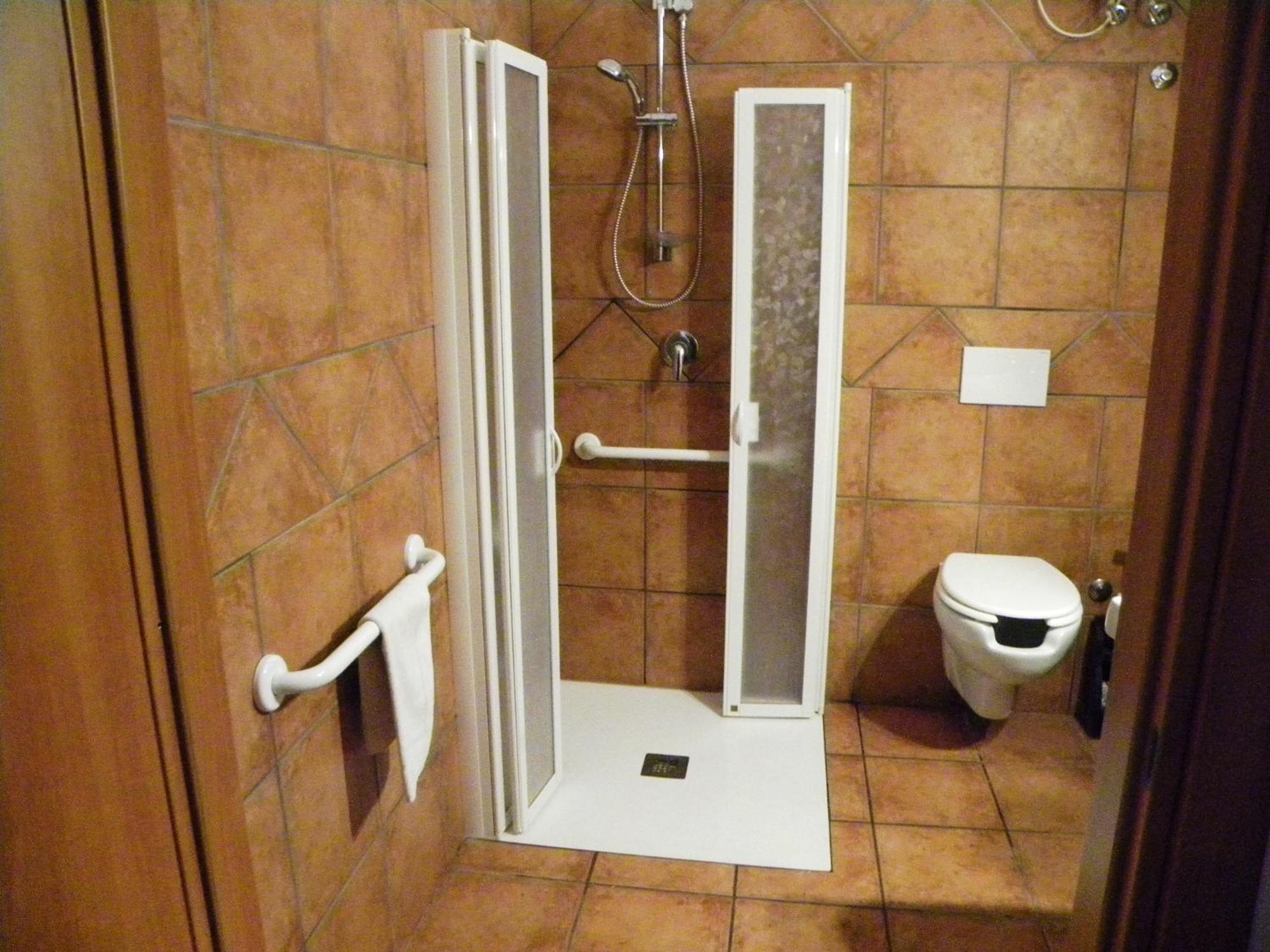 Photo 41