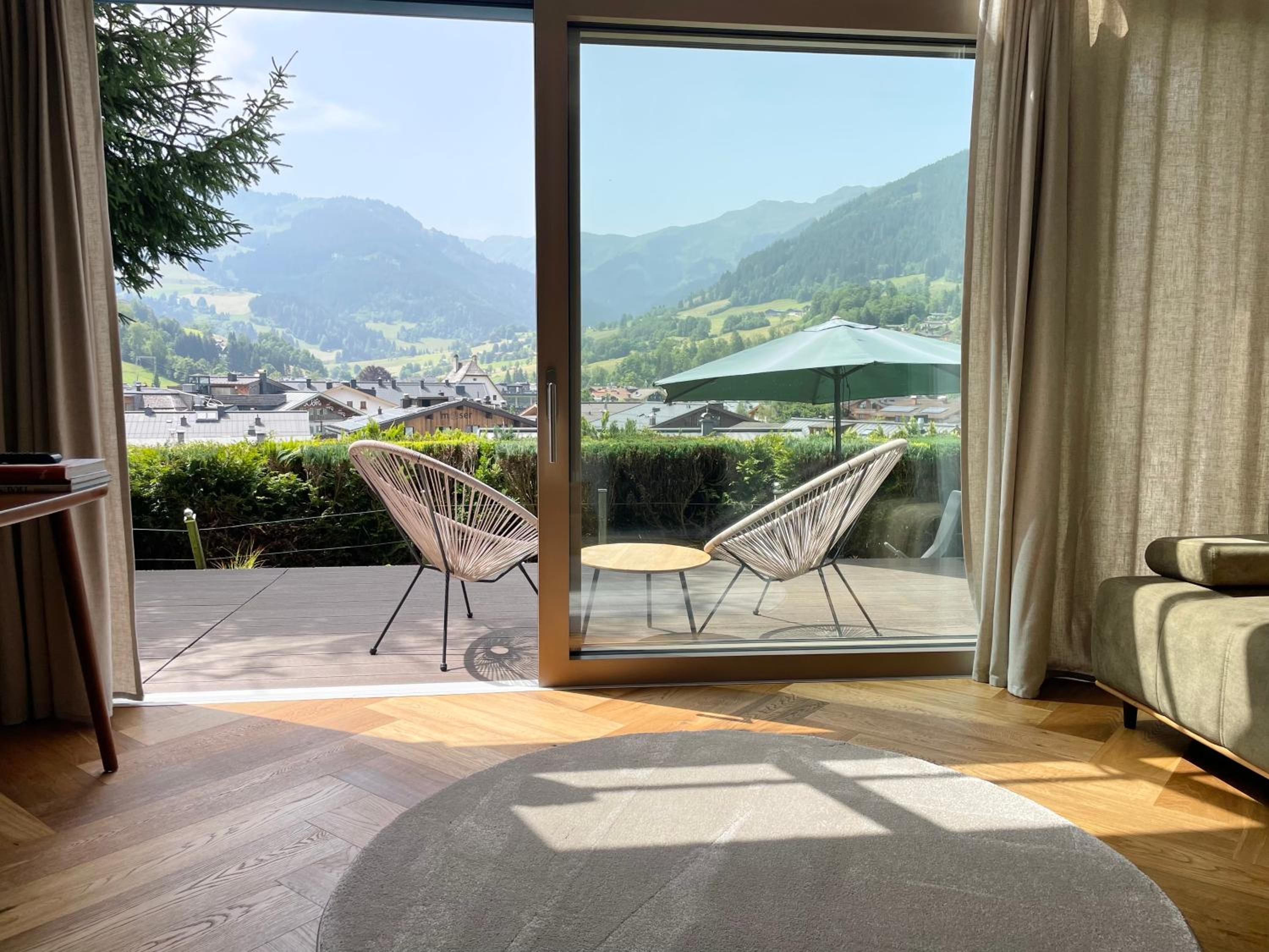 VILLA OXA - Boutique Design Hotel