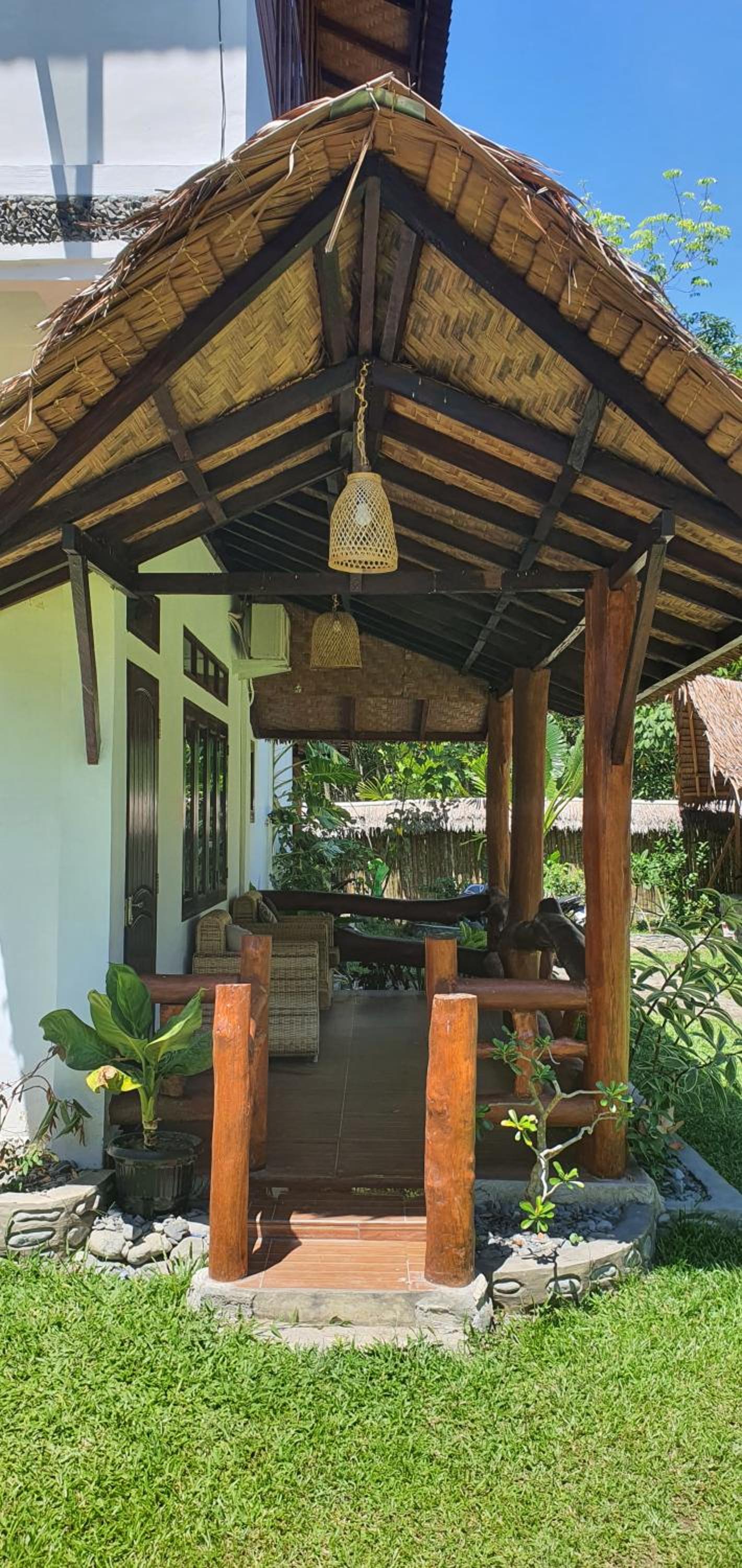 Sumatra Cheeky Monkeys Villa, Trekking and Tours