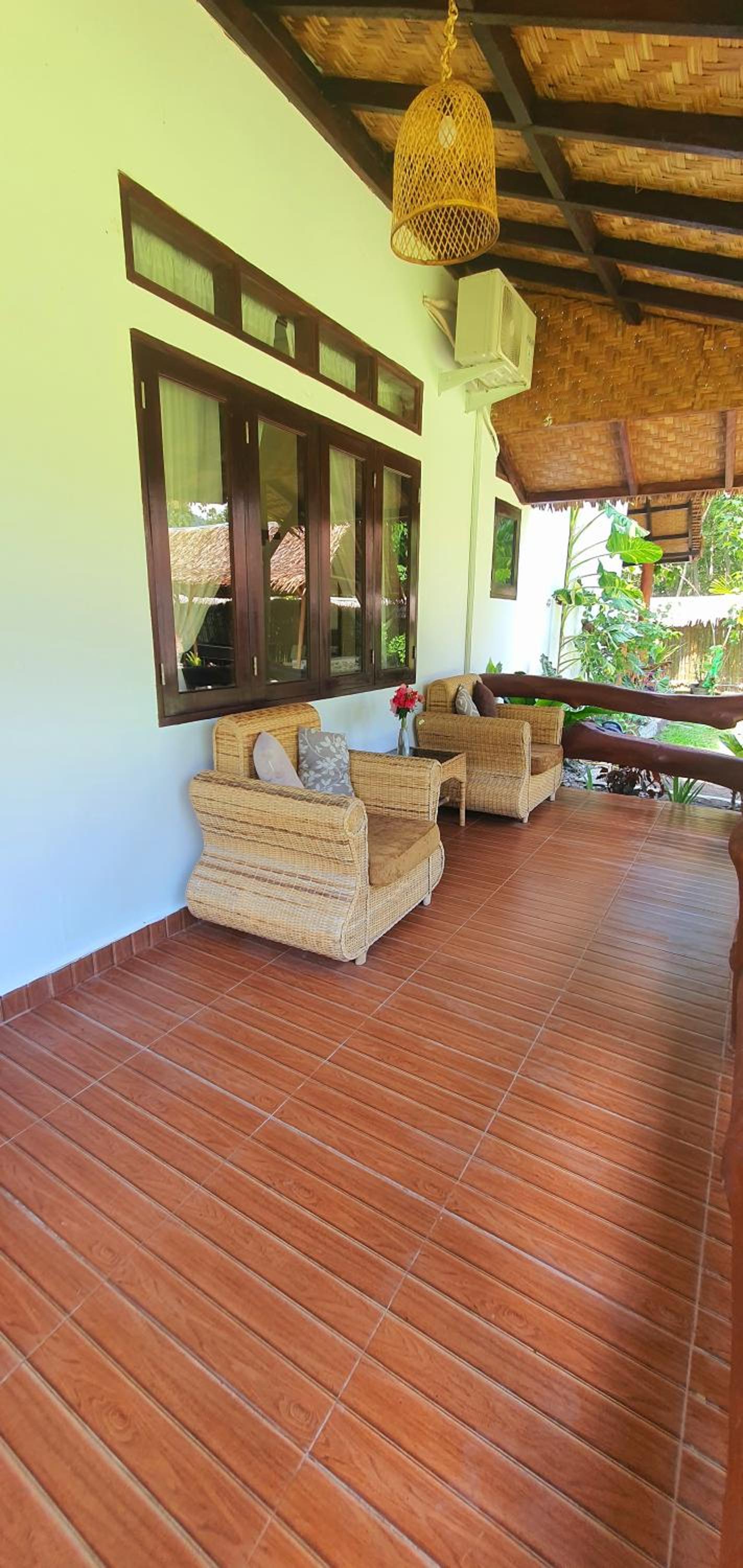 Sumatra Cheeky Monkeys Villa, Trekking and Tours