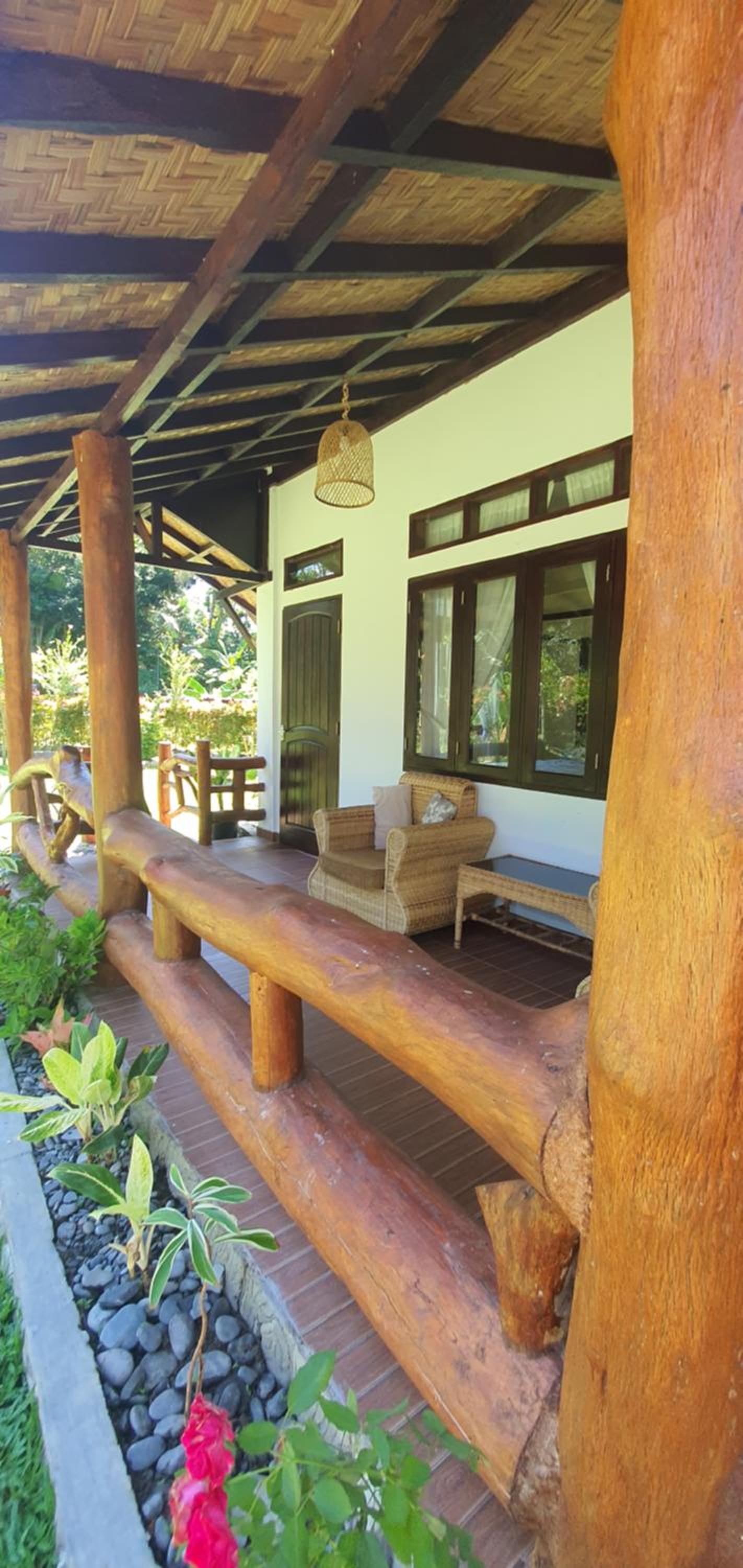 Sumatra Cheeky Monkeys Villa, Trekking and Tours