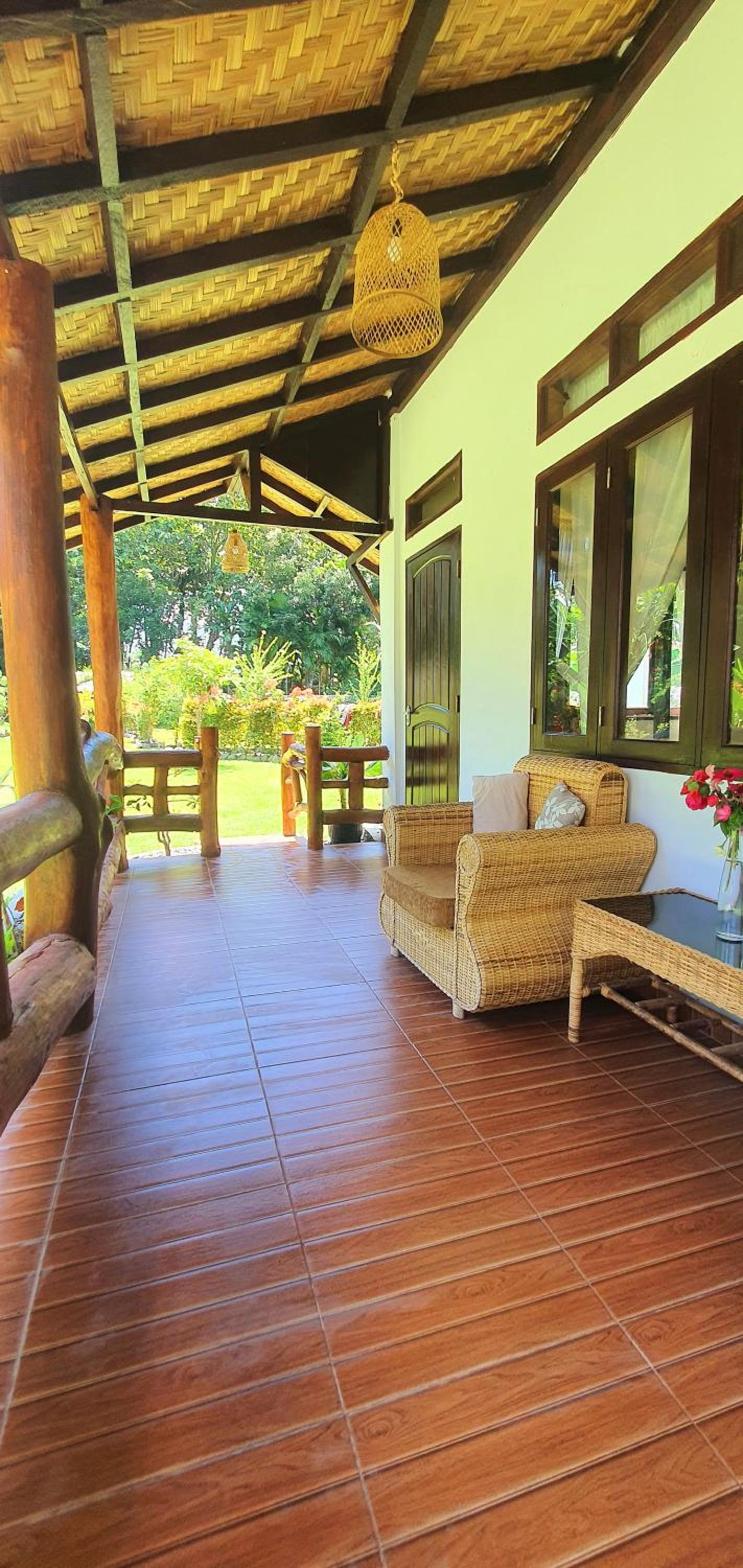 Sumatra Cheeky Monkeys Villa, Trekking and Tours