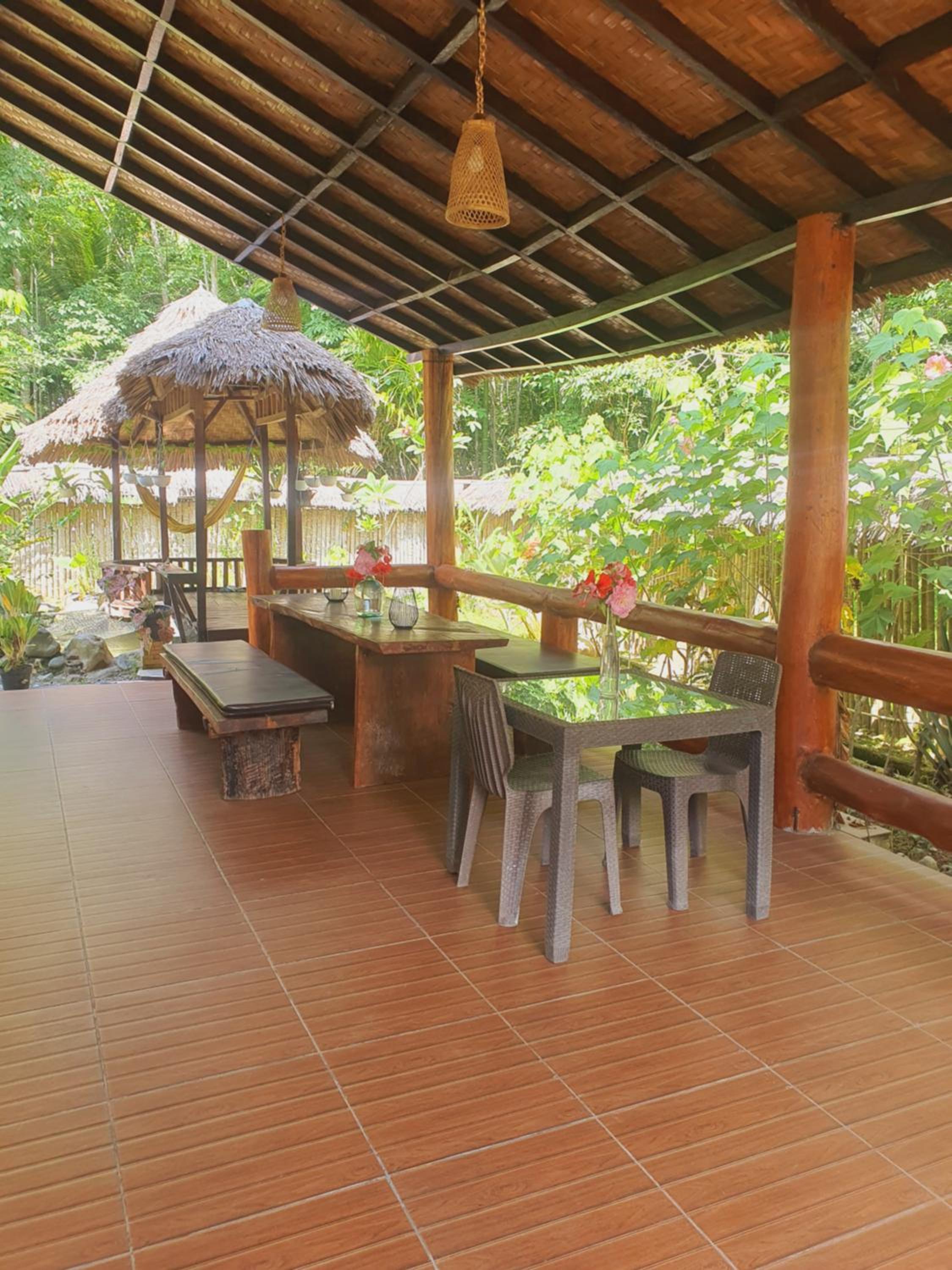 Sumatra Cheeky Monkeys Villa, Trekking and Tours