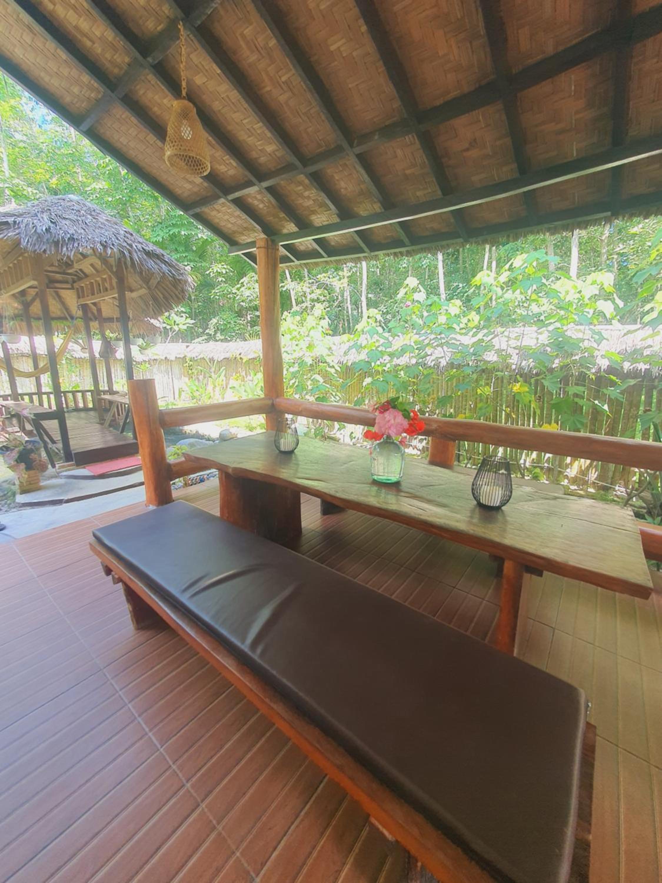 Sumatra Cheeky Monkeys Villa, Trekking and Tours