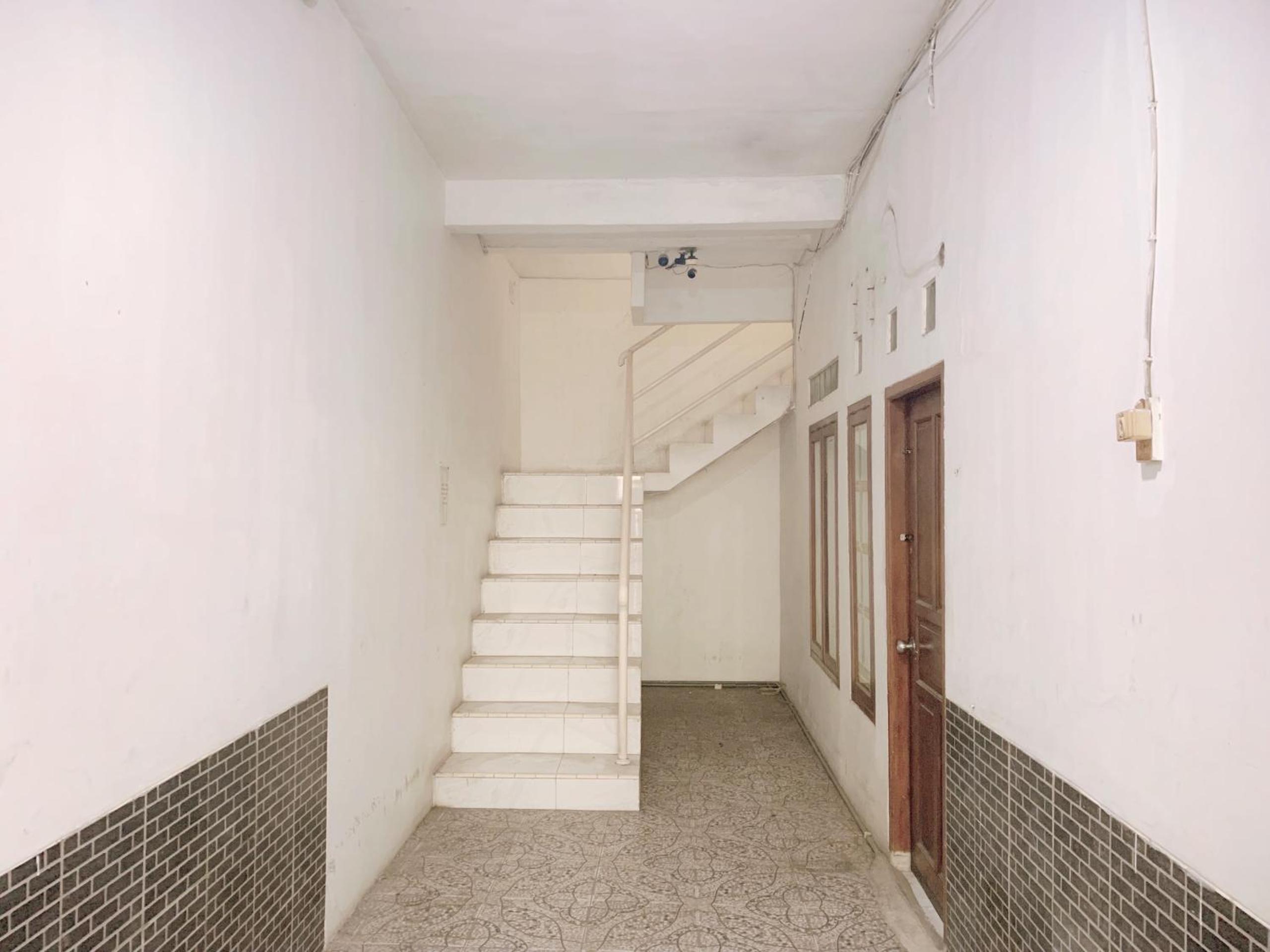 Guest House Natasya Priok by Nusalink view 5