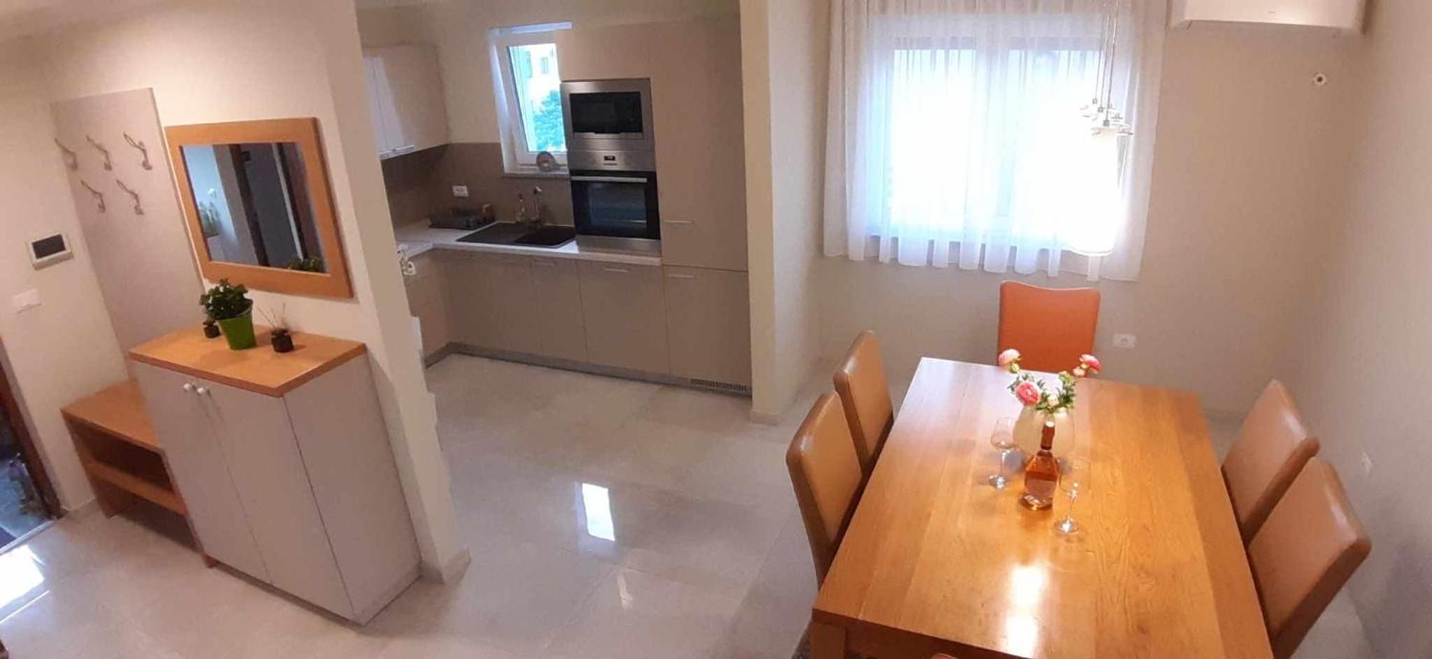 Pula Vacations - Valdebek Apartments with pool - Property Image 12