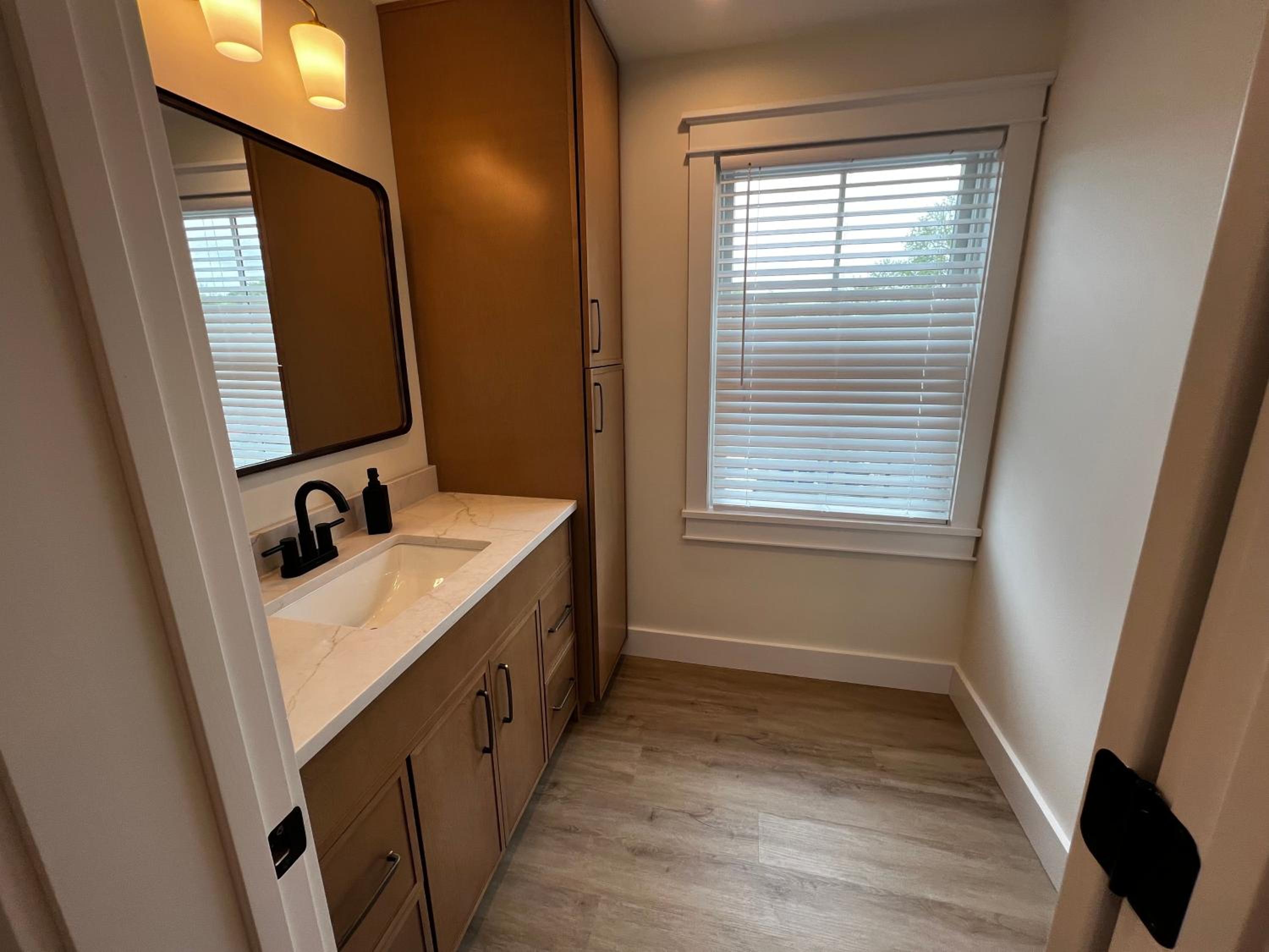 Montgomery Modern Luxury Stays