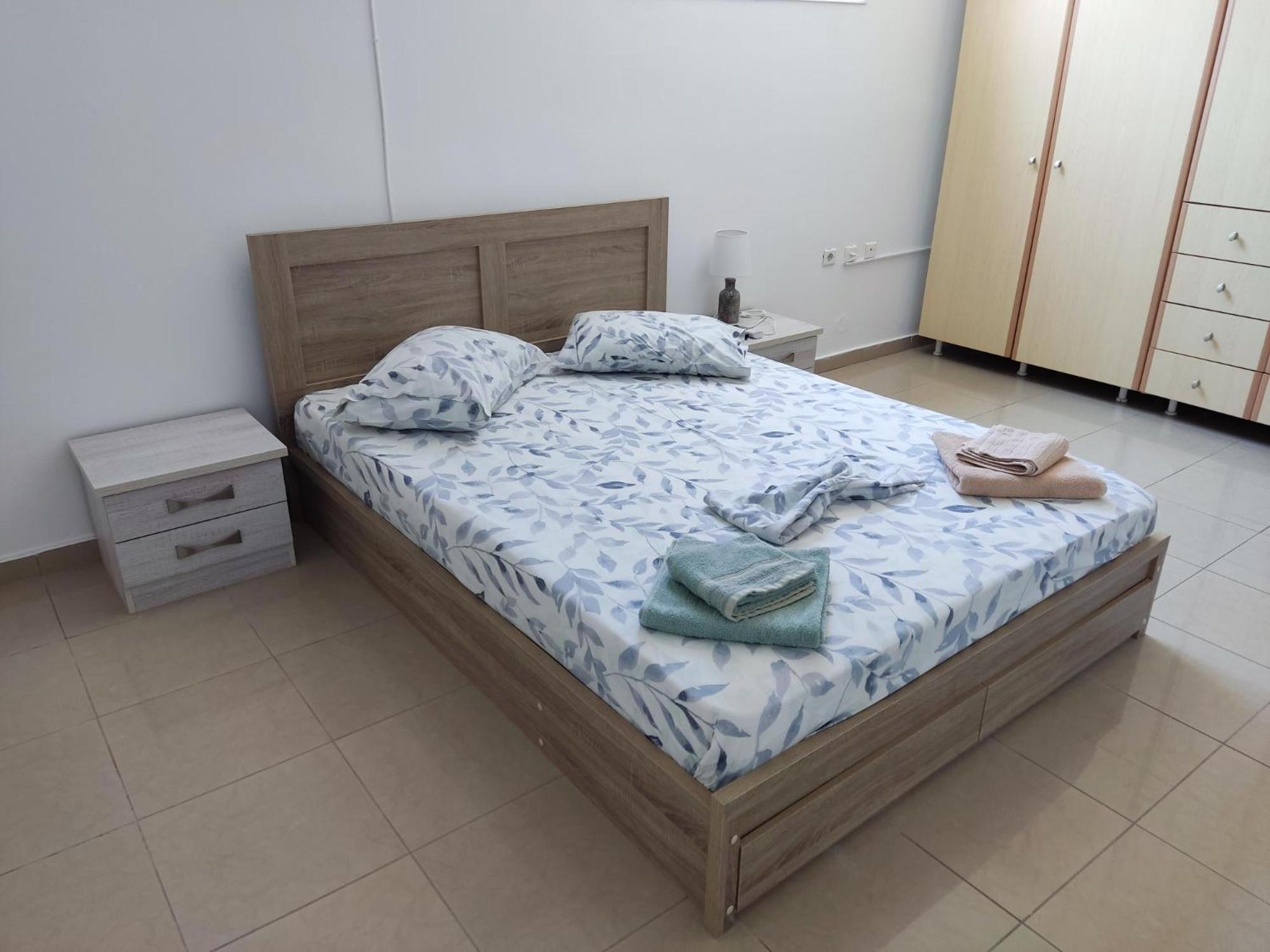 Mama Marina apartement near to the airport 2 view 4