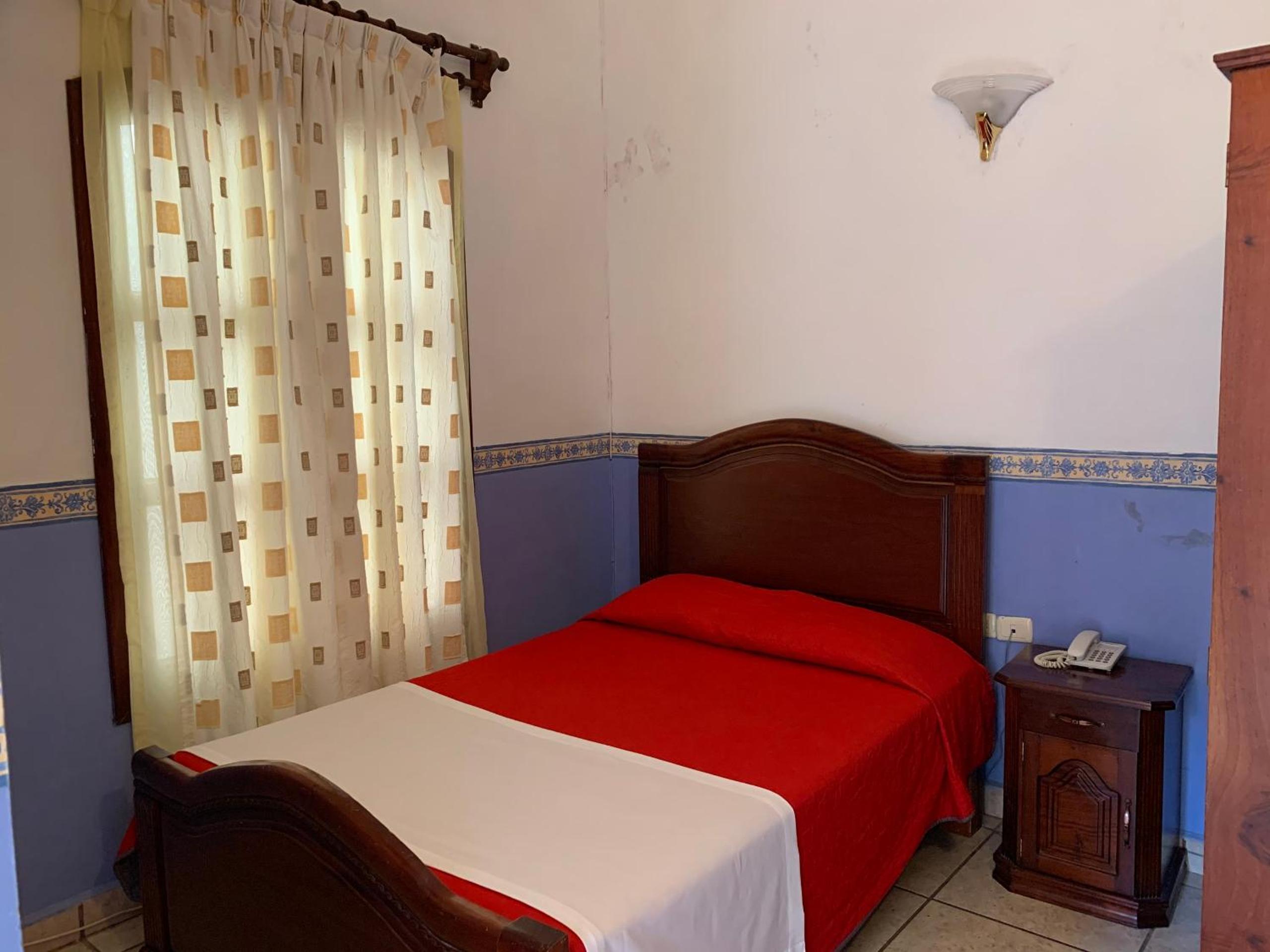 Xalapa Vacations - OYO Hotel Real de Cortes - Property Image 5