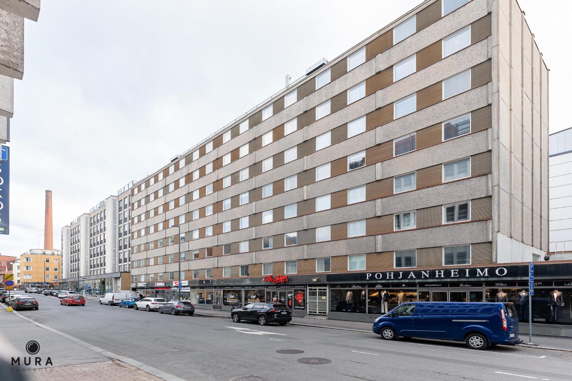 Home Suites - Boutique Apartment in City Centre - Free parking view 2
