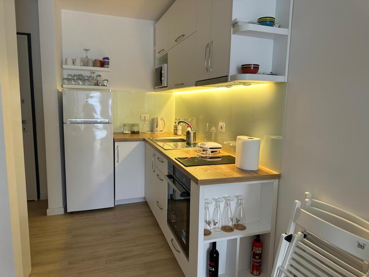 Sunset Studio Apartment