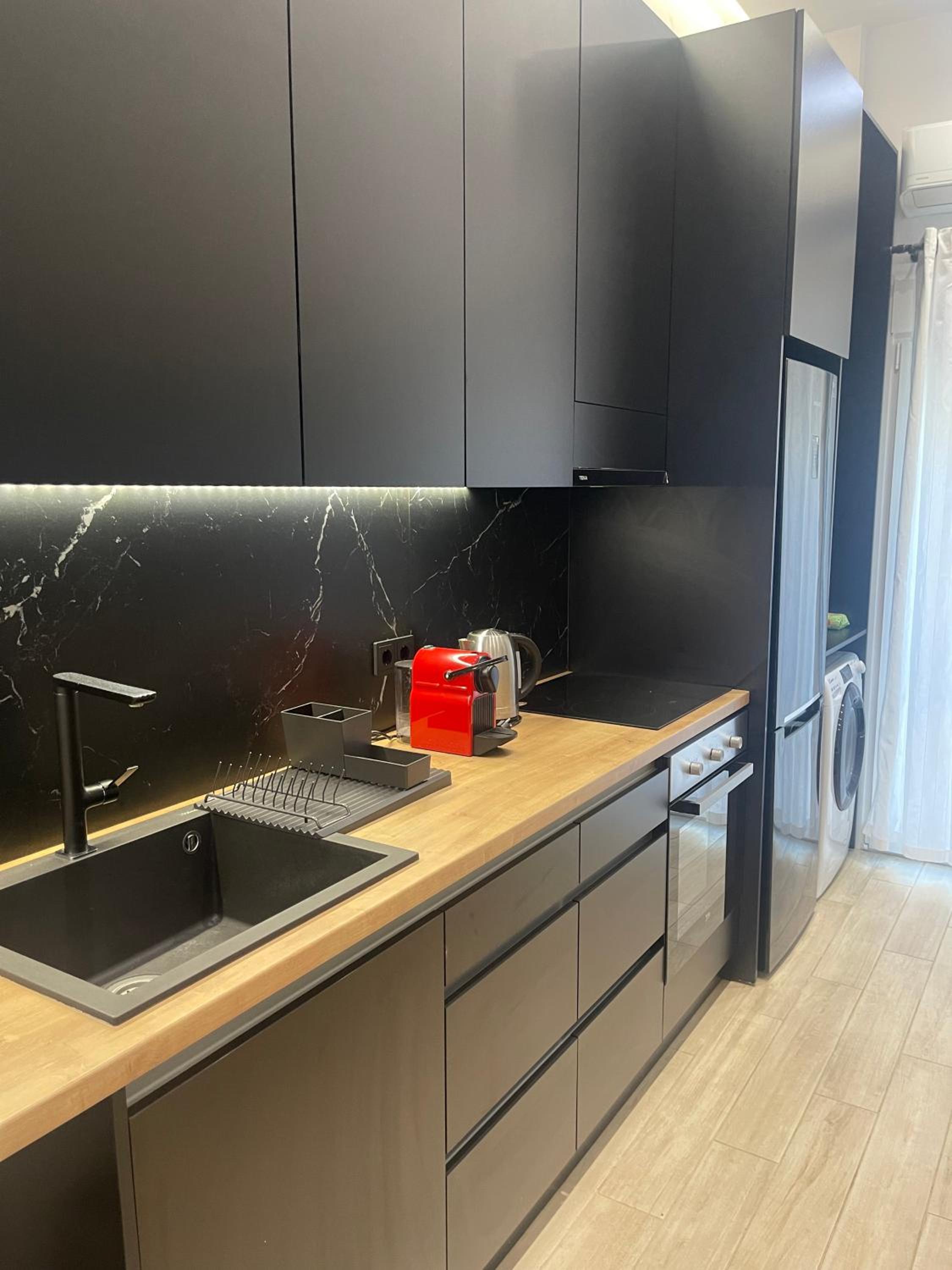 B1 Luxury Studio - Property Image 18