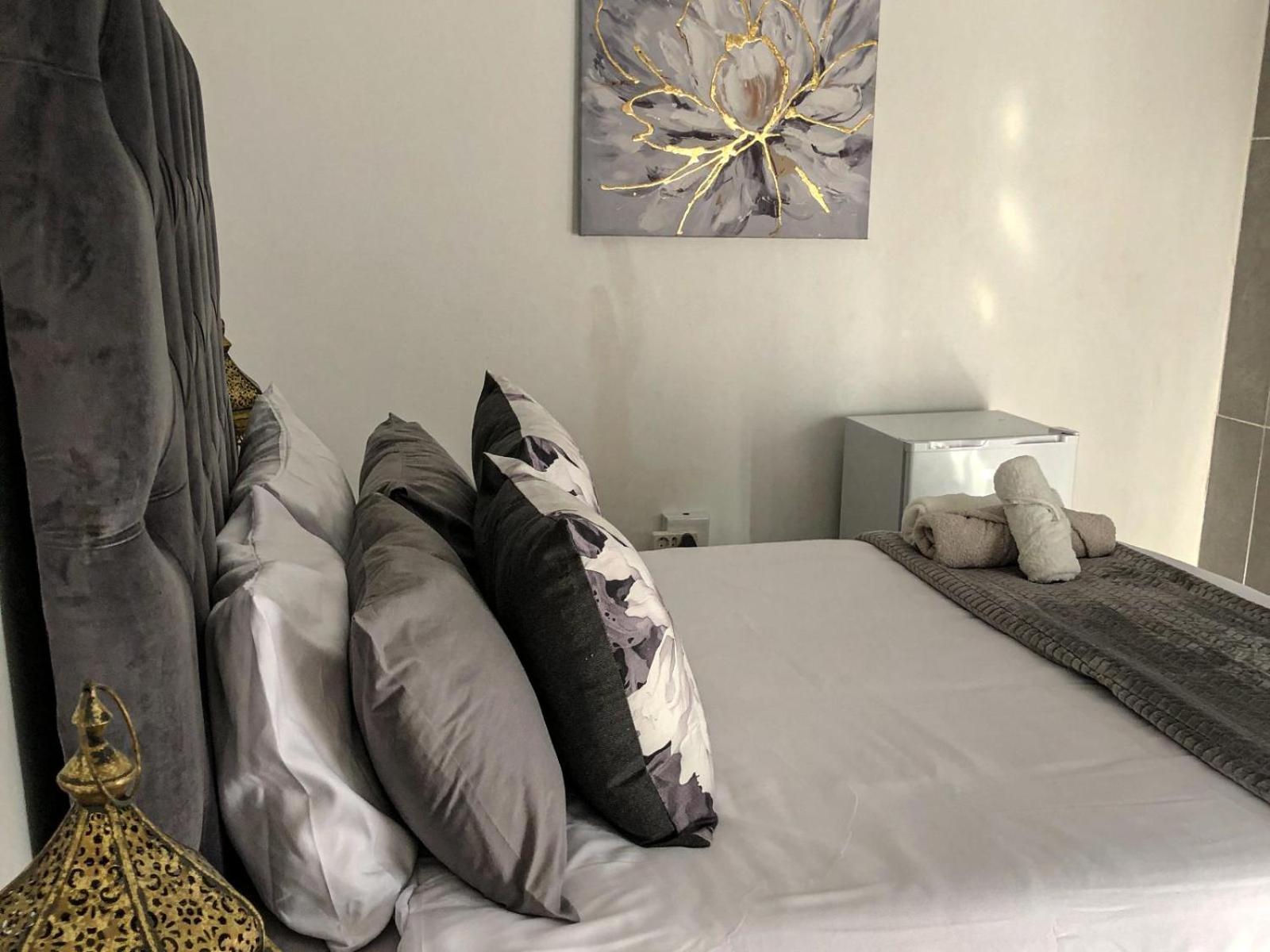 Monet Guesthouse