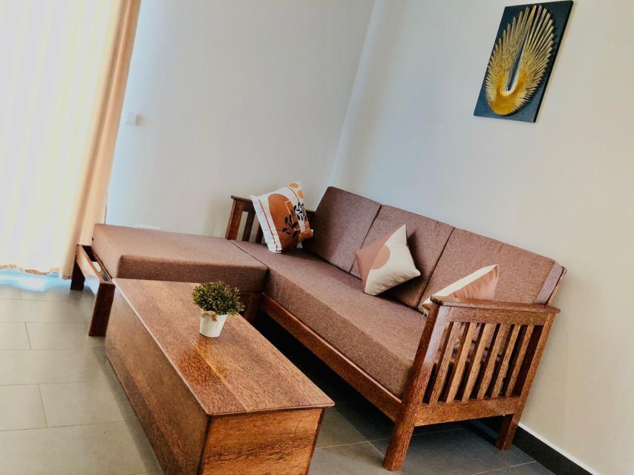 One bedroom apartment with balcony view 5