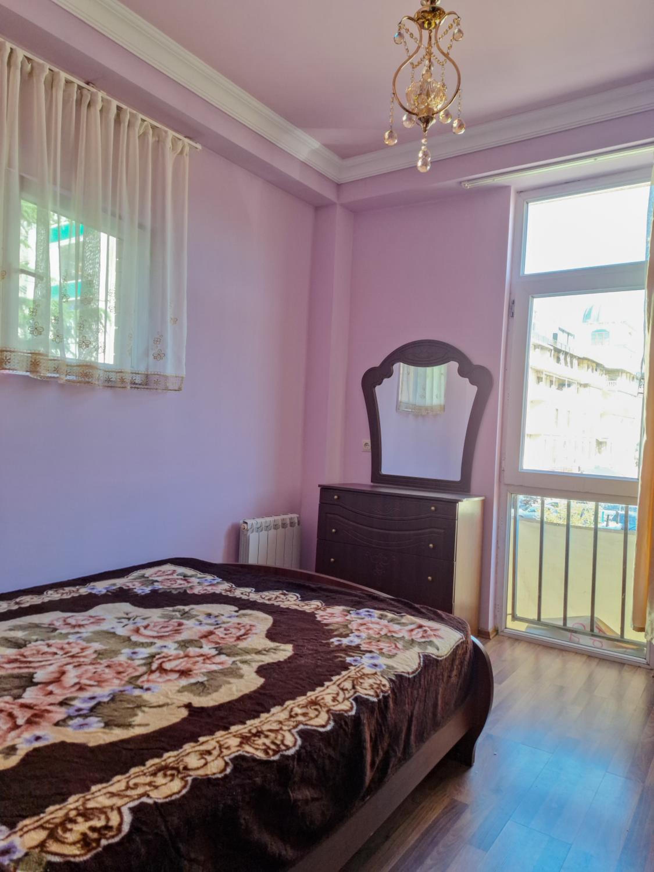 Apartment on Gamsakhurdia