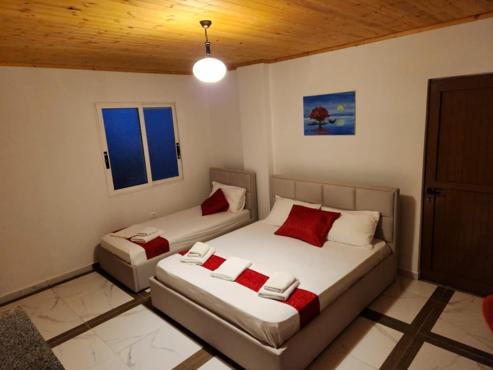 Koci Apartments