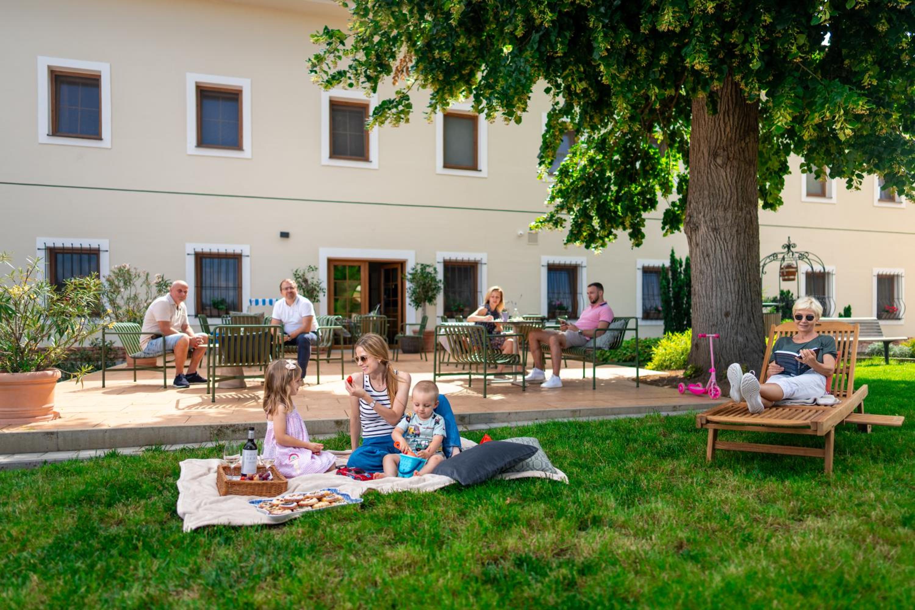 Hotel Penzion Onyx - Image 1