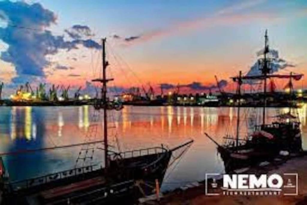 Varna Central Sea Studio