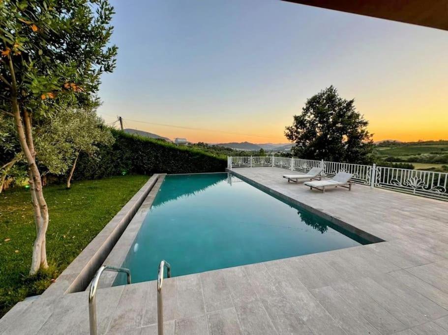 Green Garden Villa & Pool