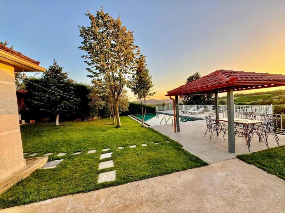 Green Garden Villa & Pool