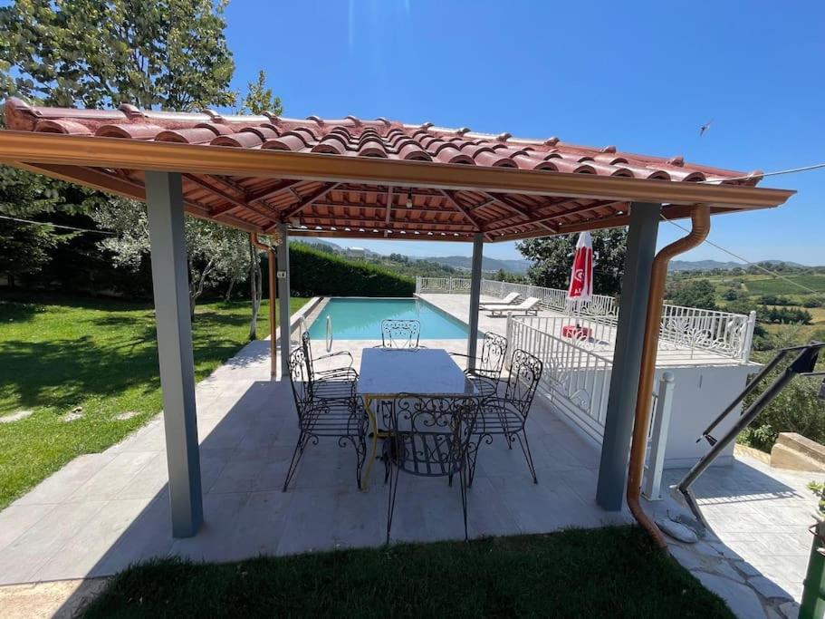 Green Garden Villa & Pool