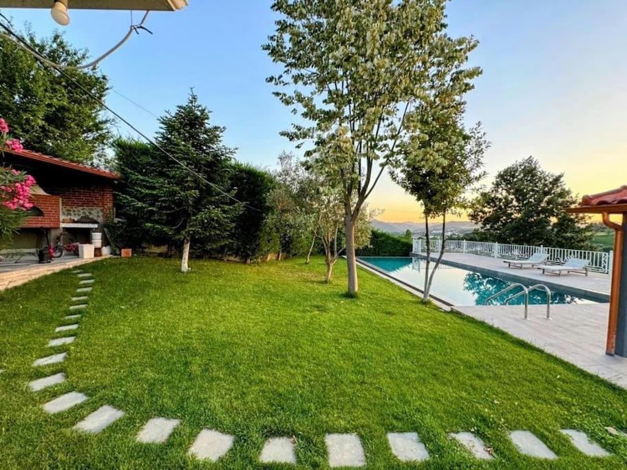 Green Garden Villa & Pool