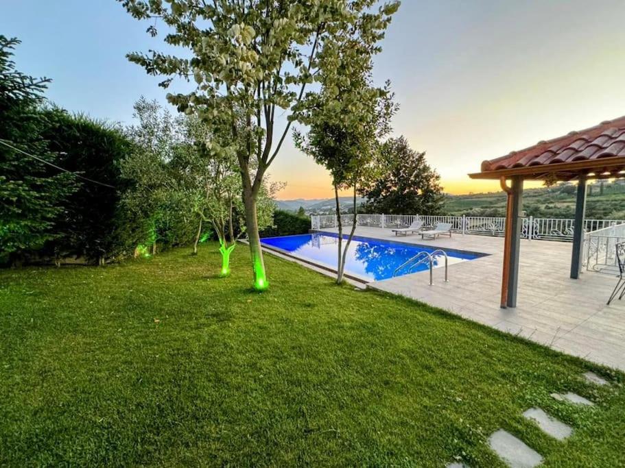 Green Garden Villa & Pool