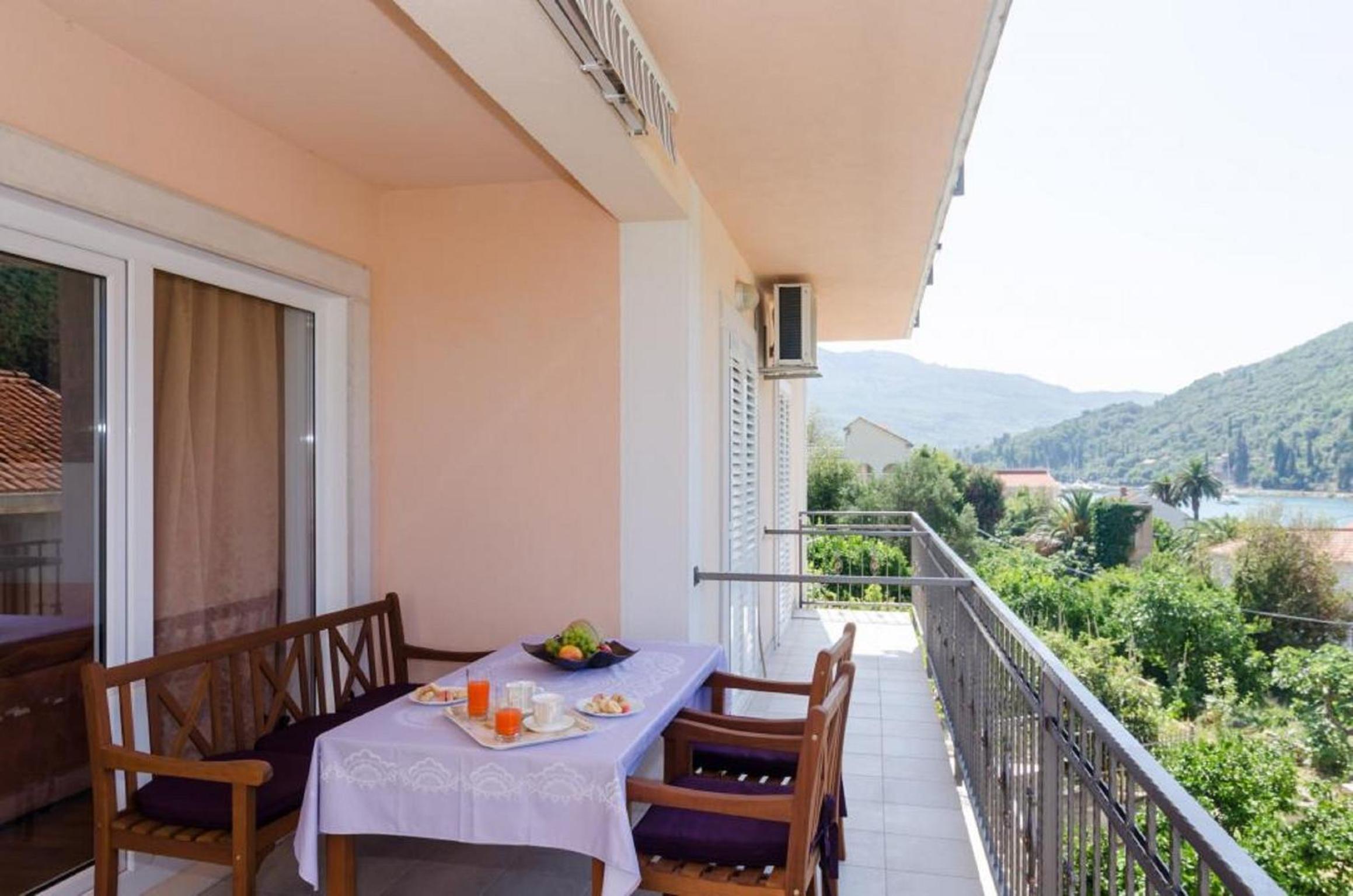 Apartment Marela view 2
