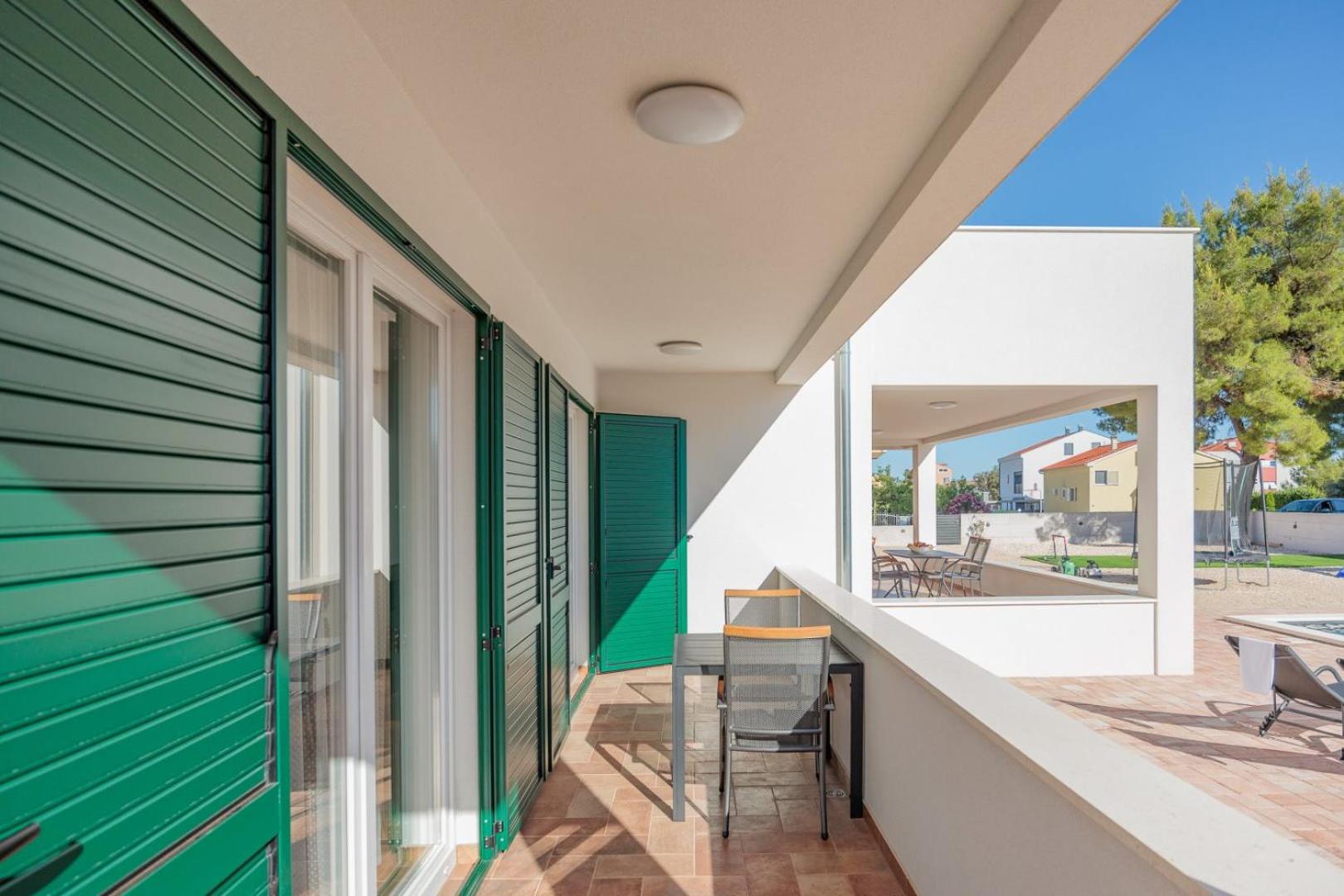 CROWONDER Apartaments Lucija