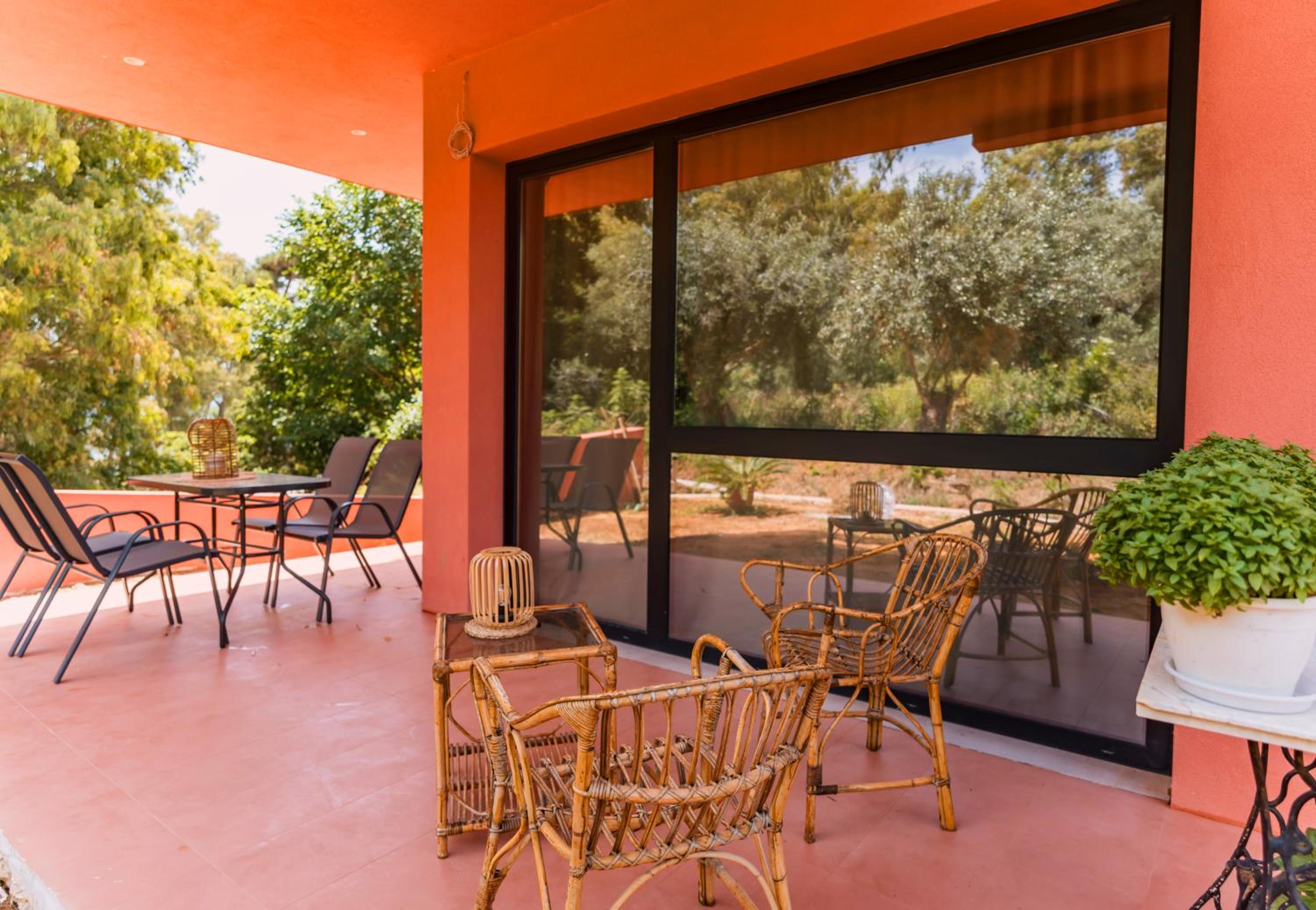 Ydorilion Suites