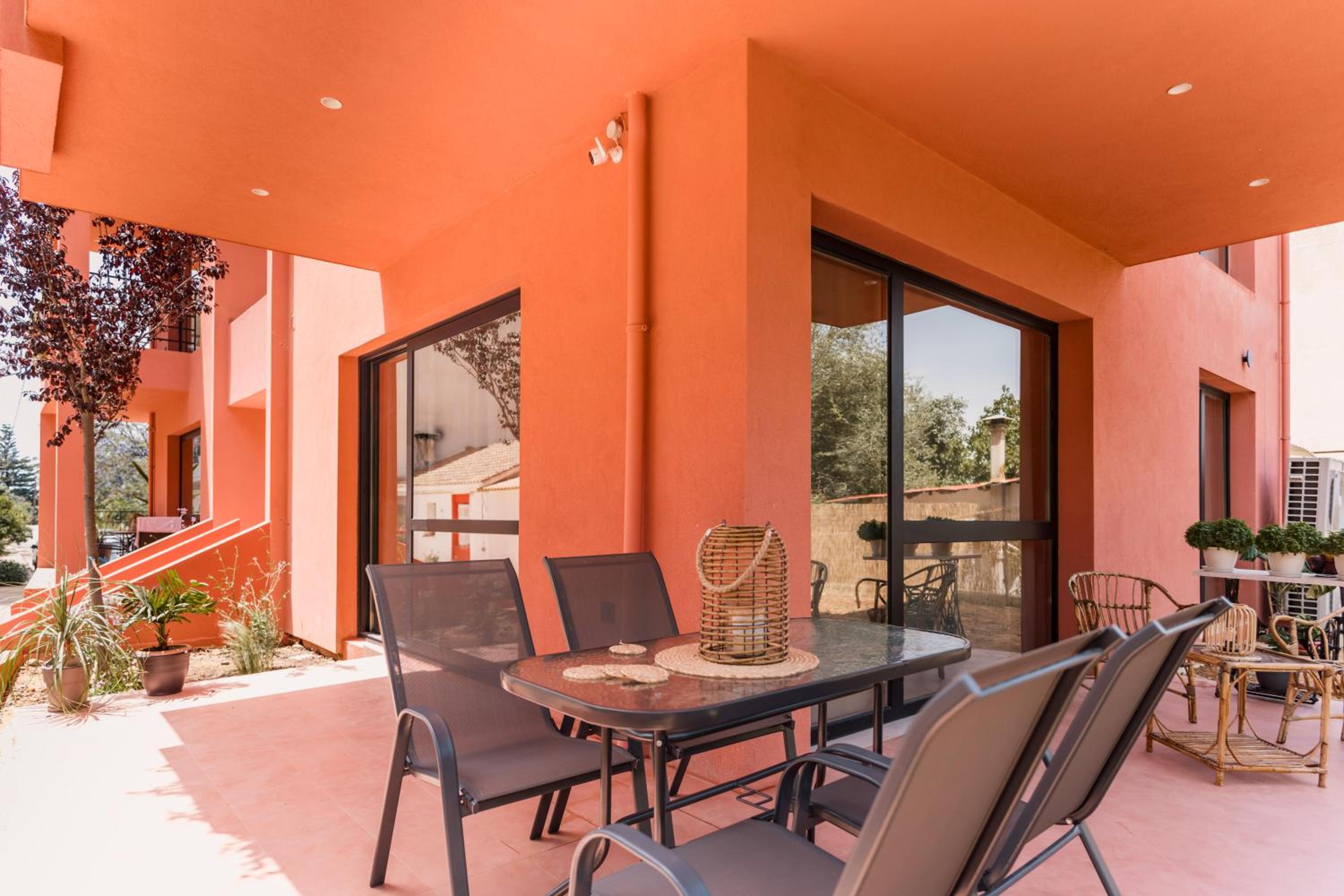 Ydorilion Suites