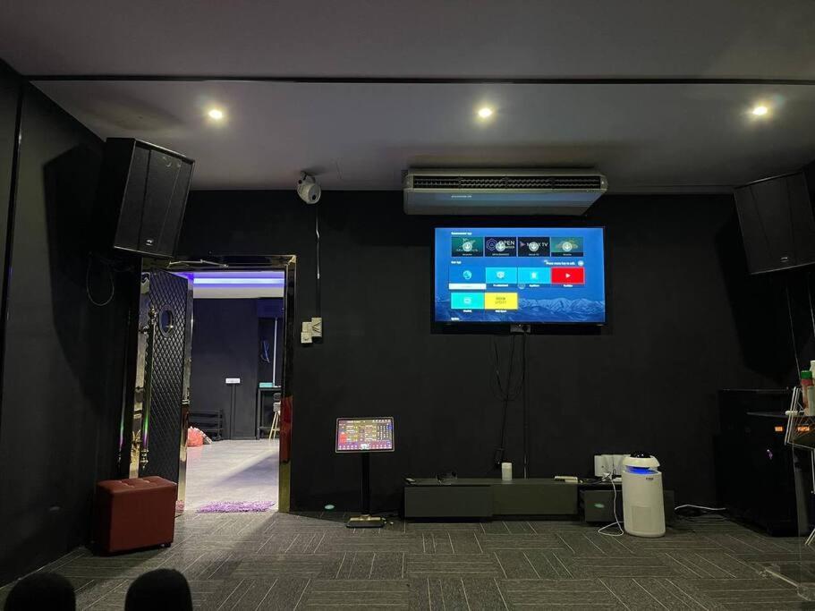 1Tebrau Entertainment 2BR Johor Bahru