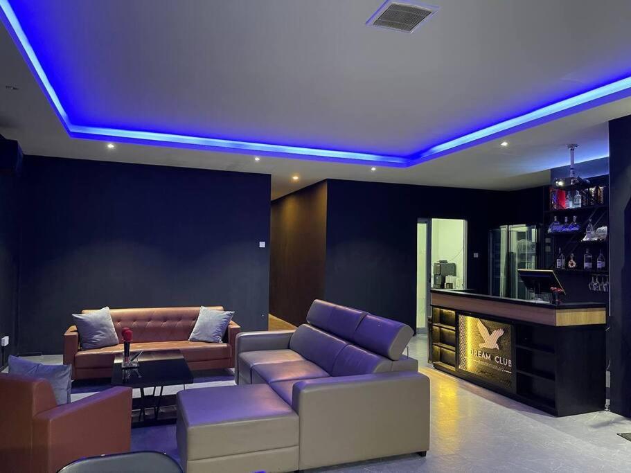 1Tebrau Entertainment 2BR Johor Bahru