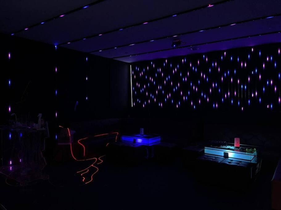 1Tebrau Entertainment 2BR Johor Bahru