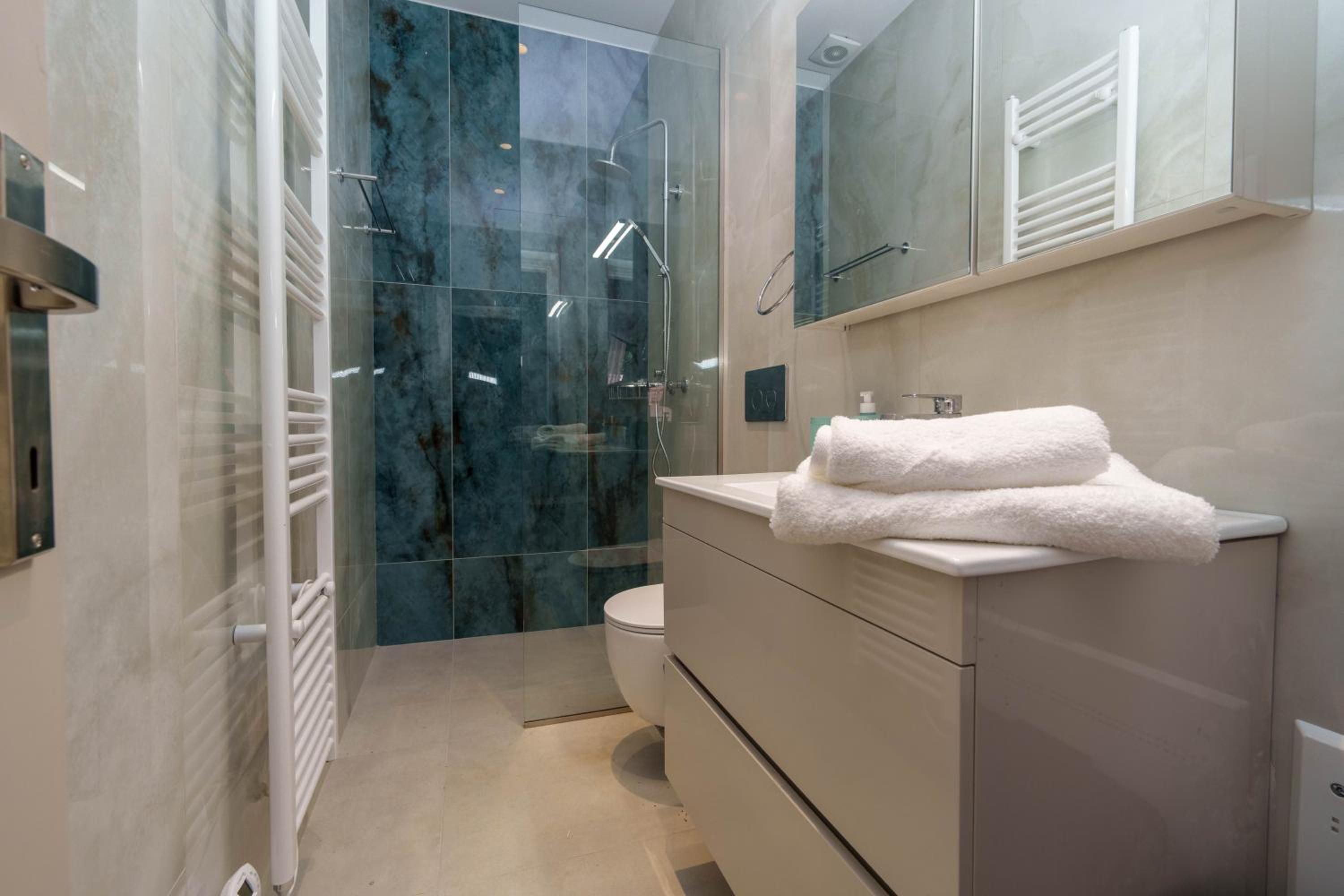 Ydorilion Suites