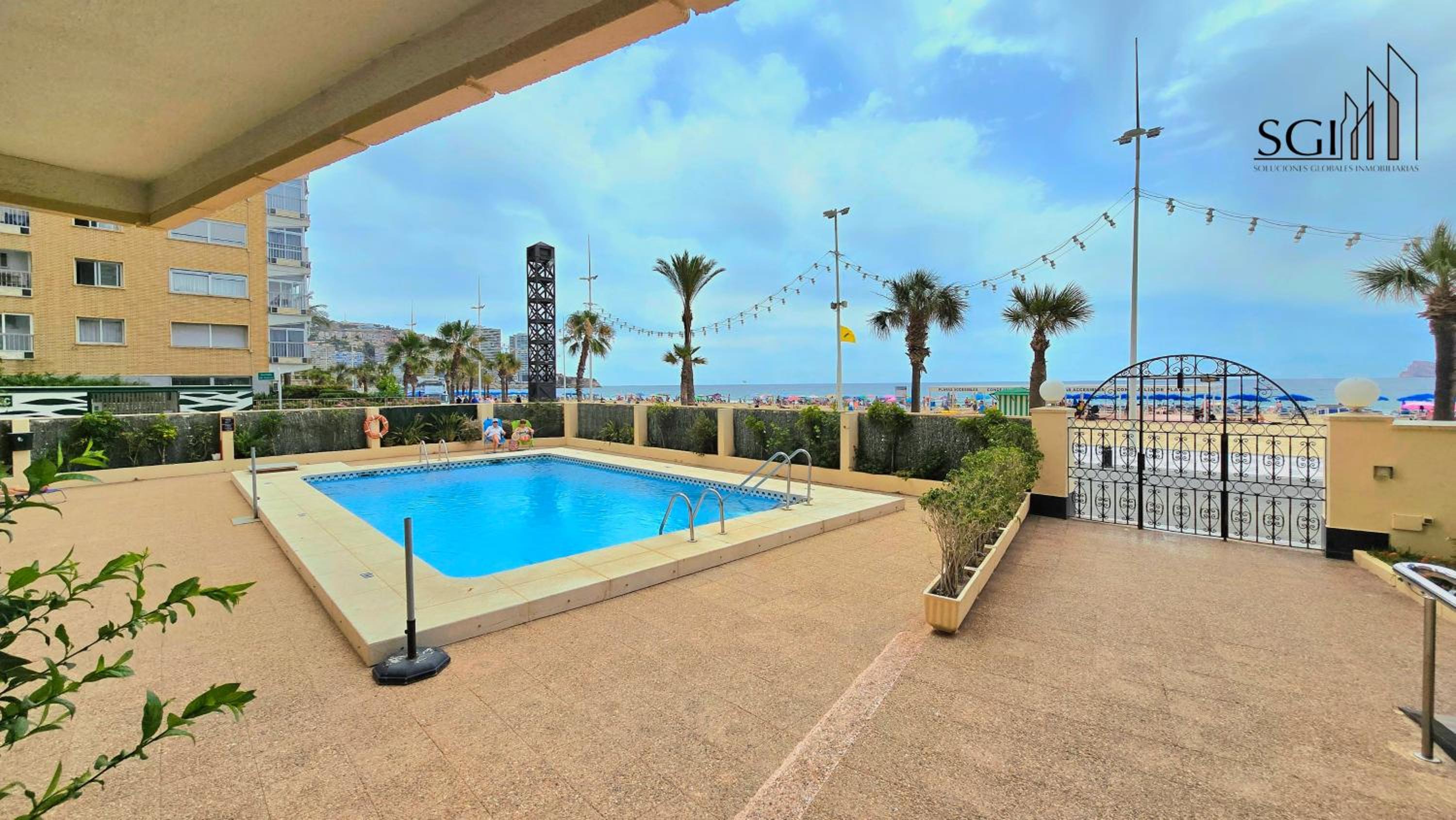 Primera línea de playa- First line Beach photo 5