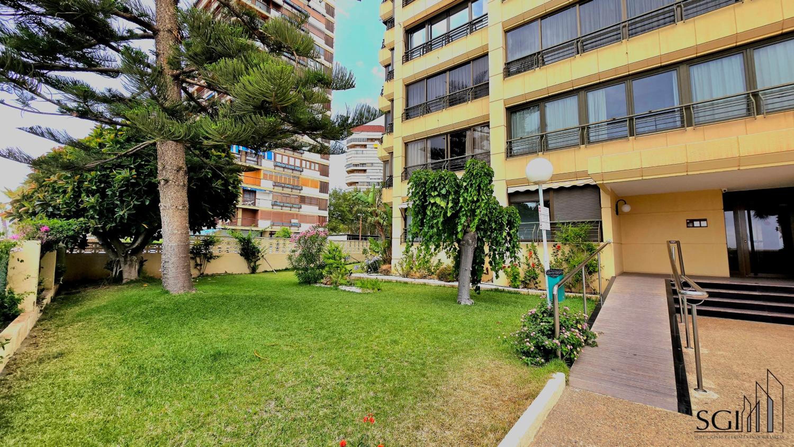 Primera línea de playa- First line Beach photo 4