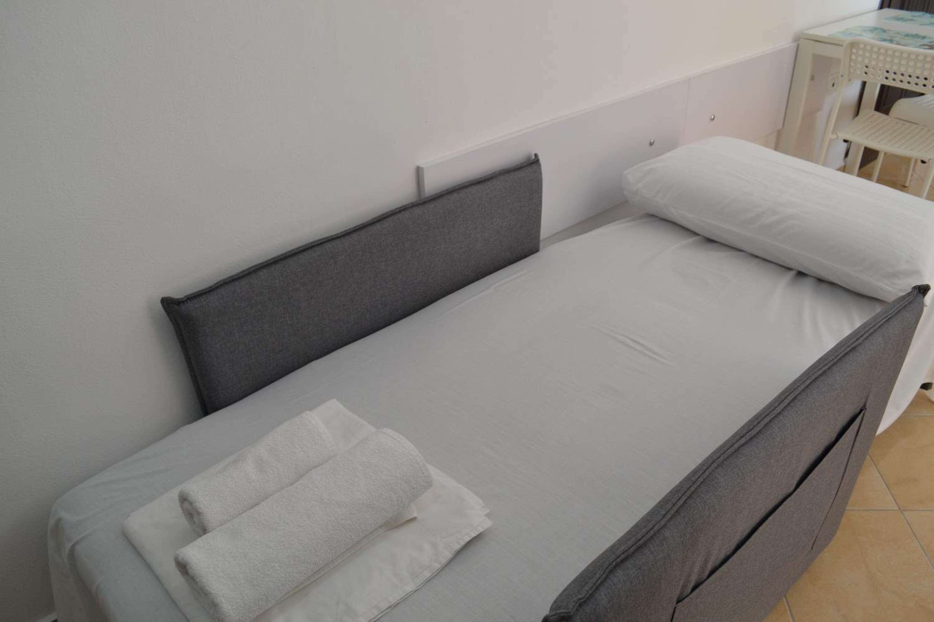 Sunshine Studio with Free Parking