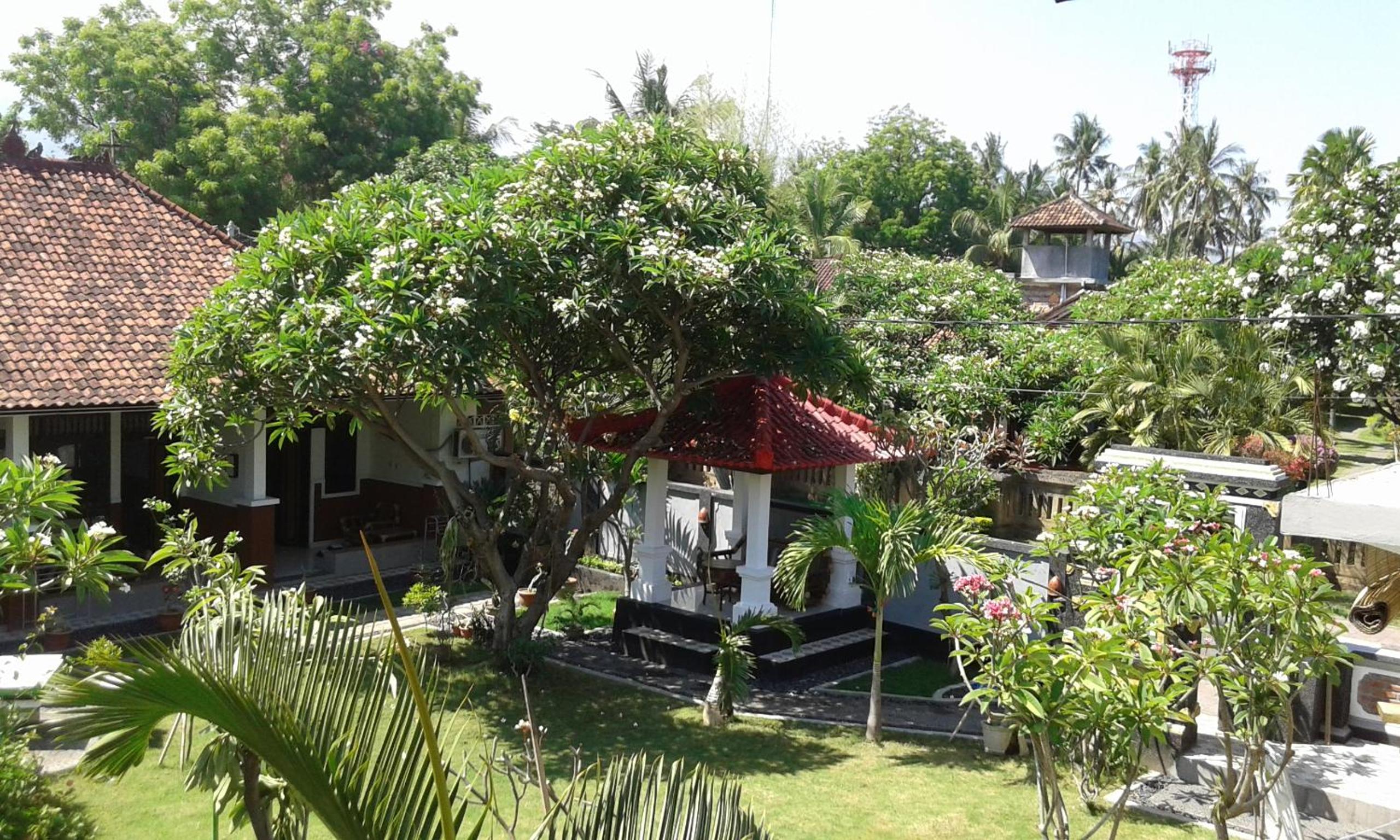 Puri Mandhara Lovina