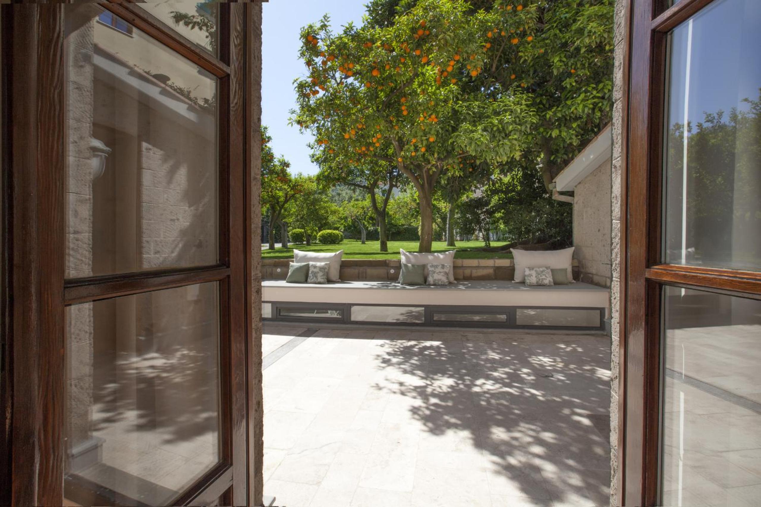 AMORE RENTALS - Villa Ebe photo 4
