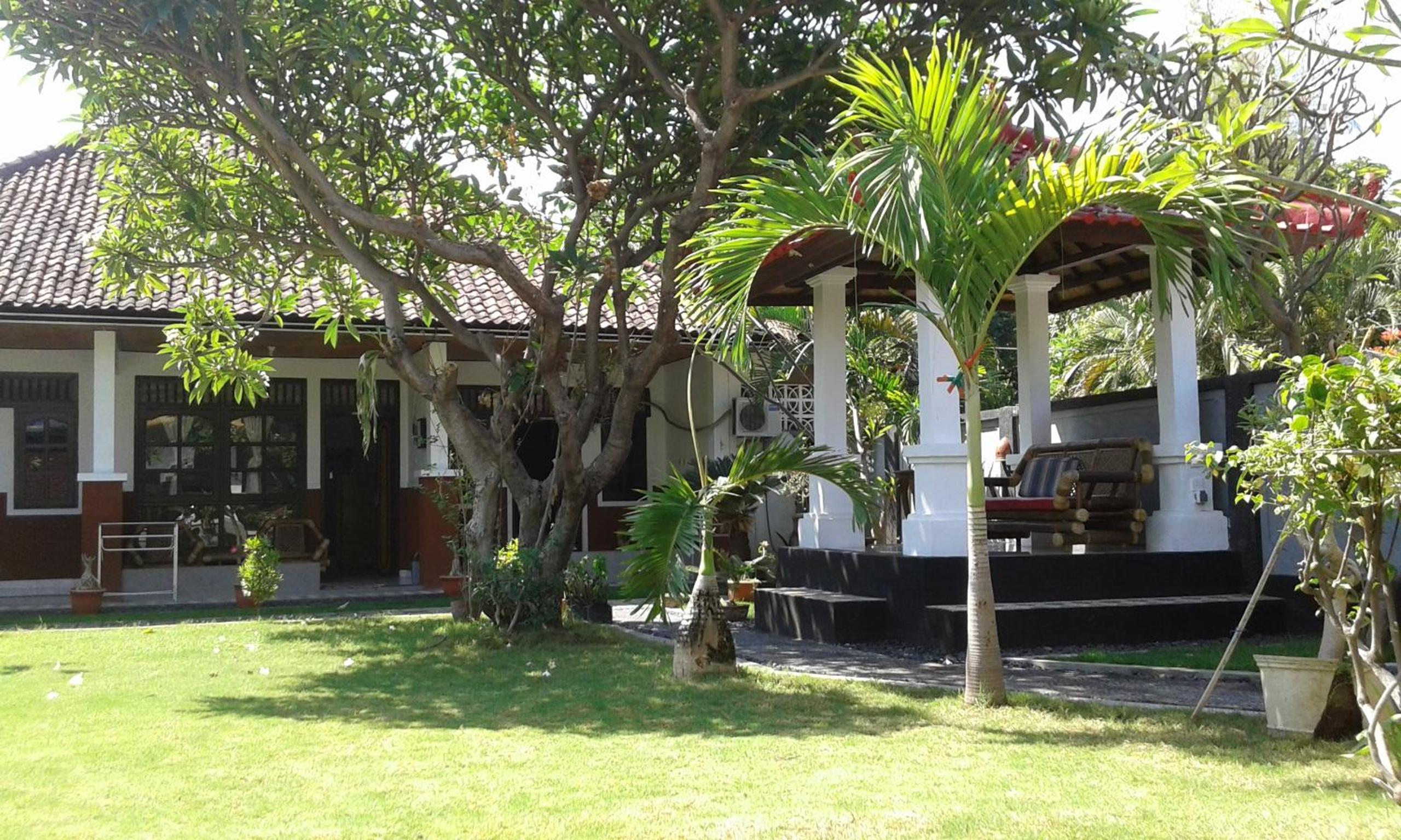 Puri Mandhara Lovina